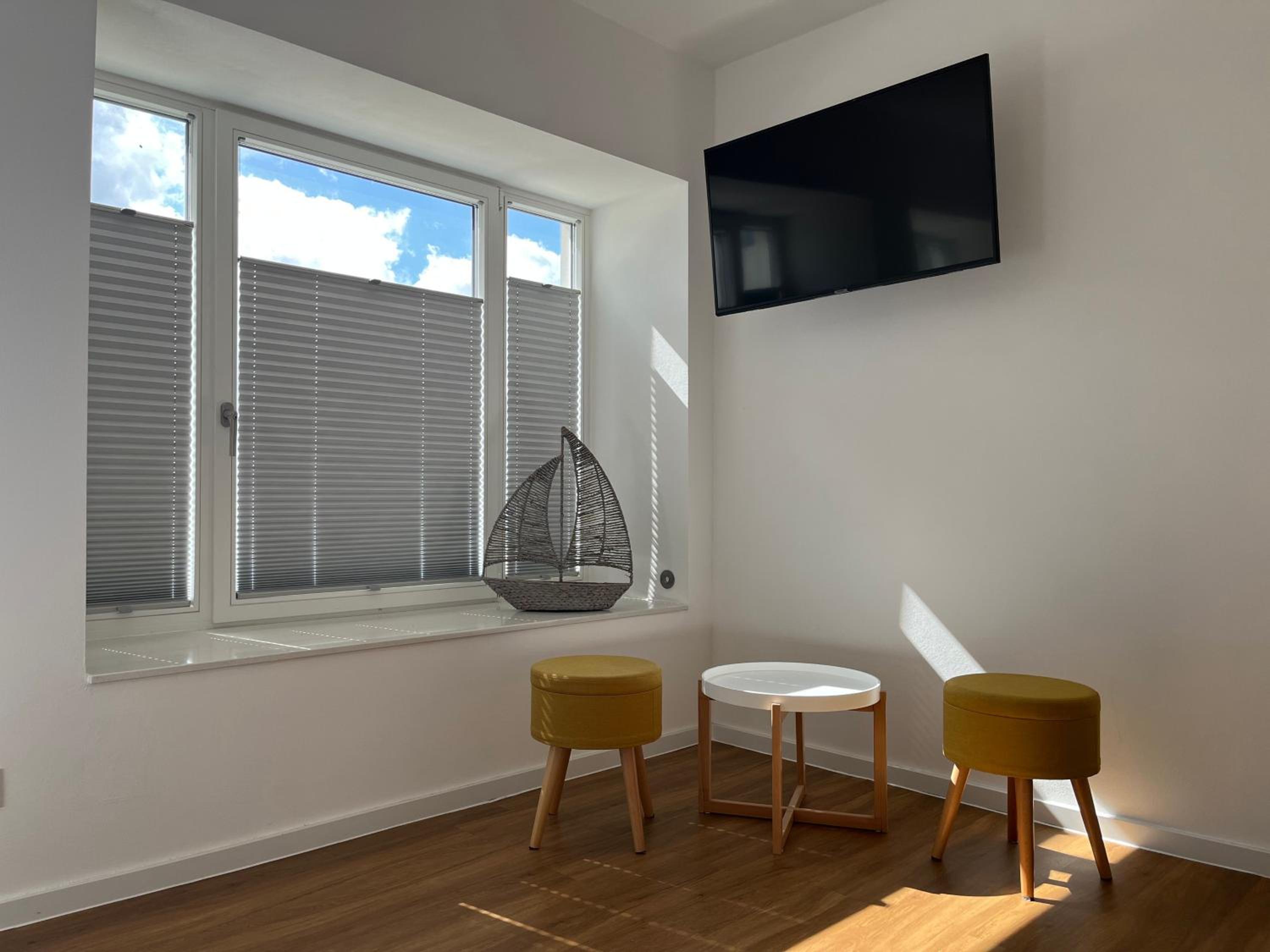 Two-Bedroom Apartment with Terrace photo 3