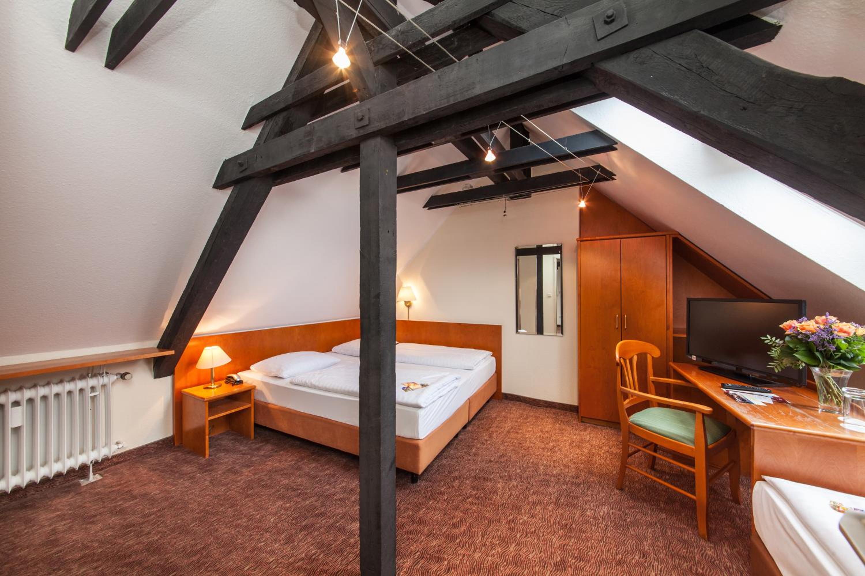 Quadruple Room - Photo 3
