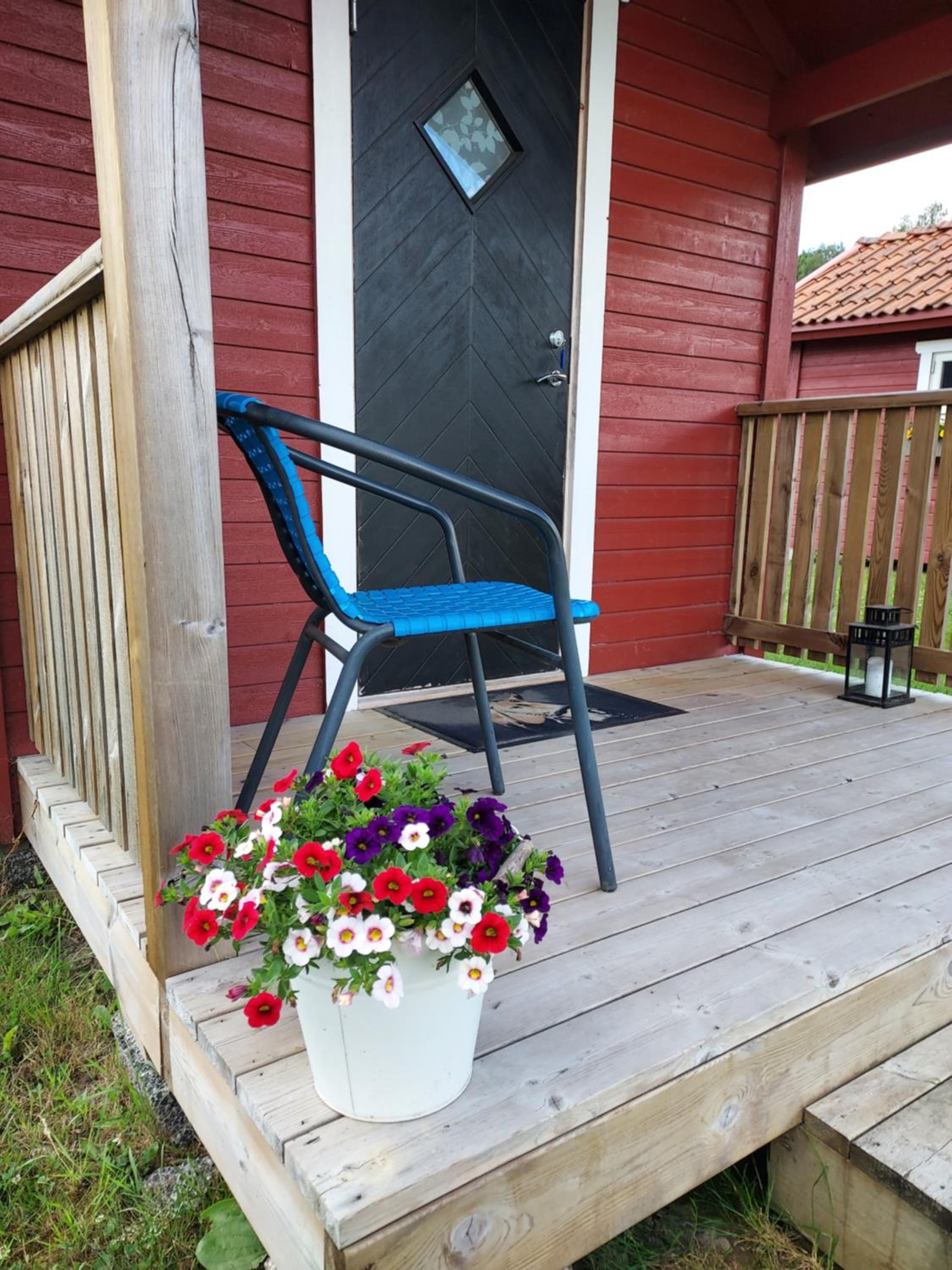 Cottage - Photo 2