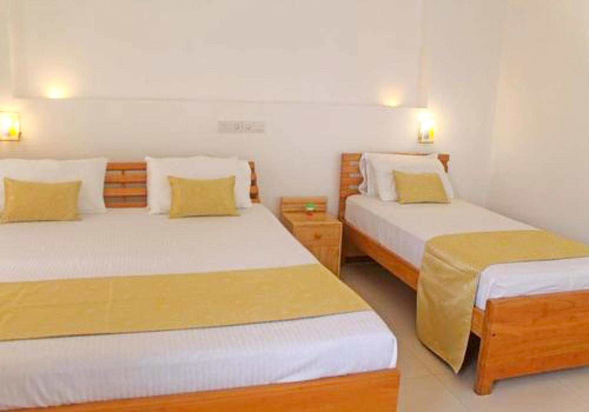 Standard Triple Room photo 3