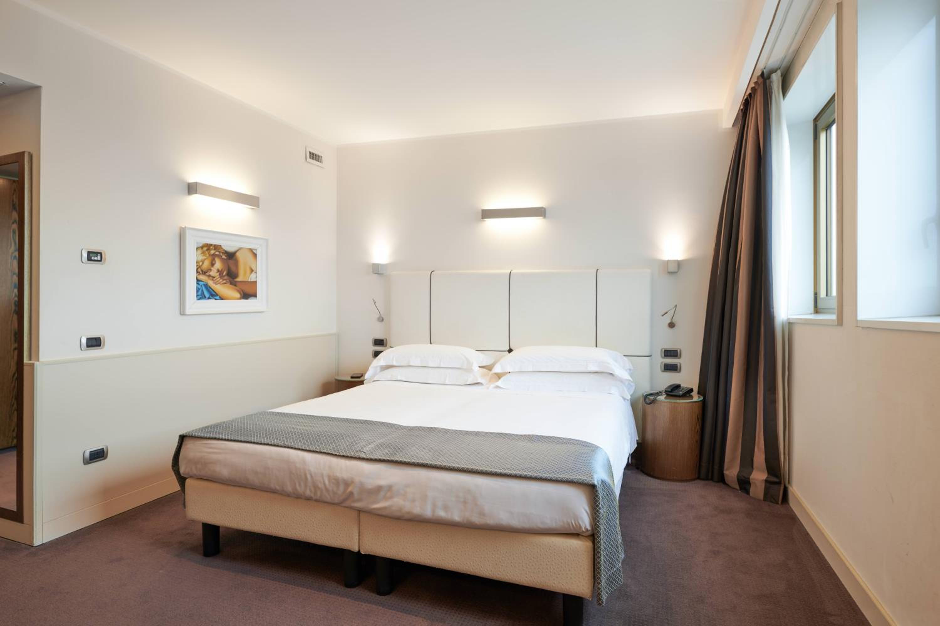 Relax in our cozy and modern hotel room!