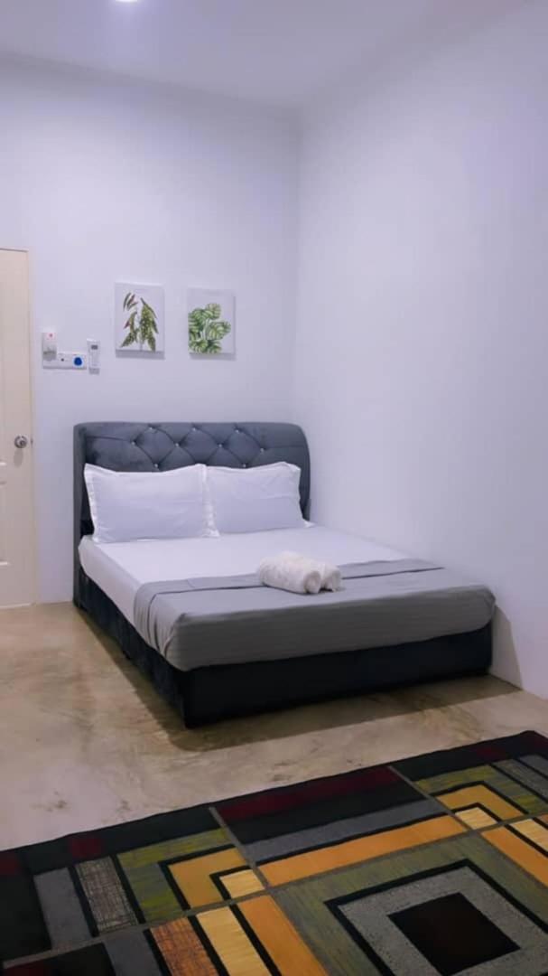 Standard Double or Twin Room photo 1