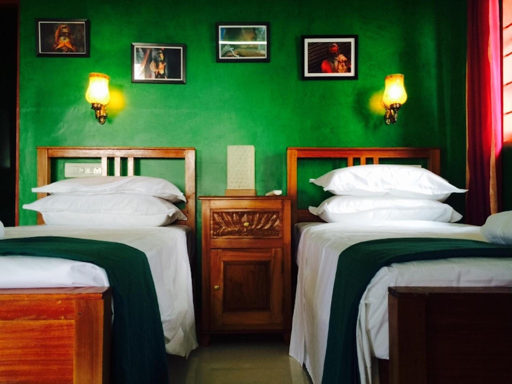Deluxe Double or Twin Room with Garden View photo 3
