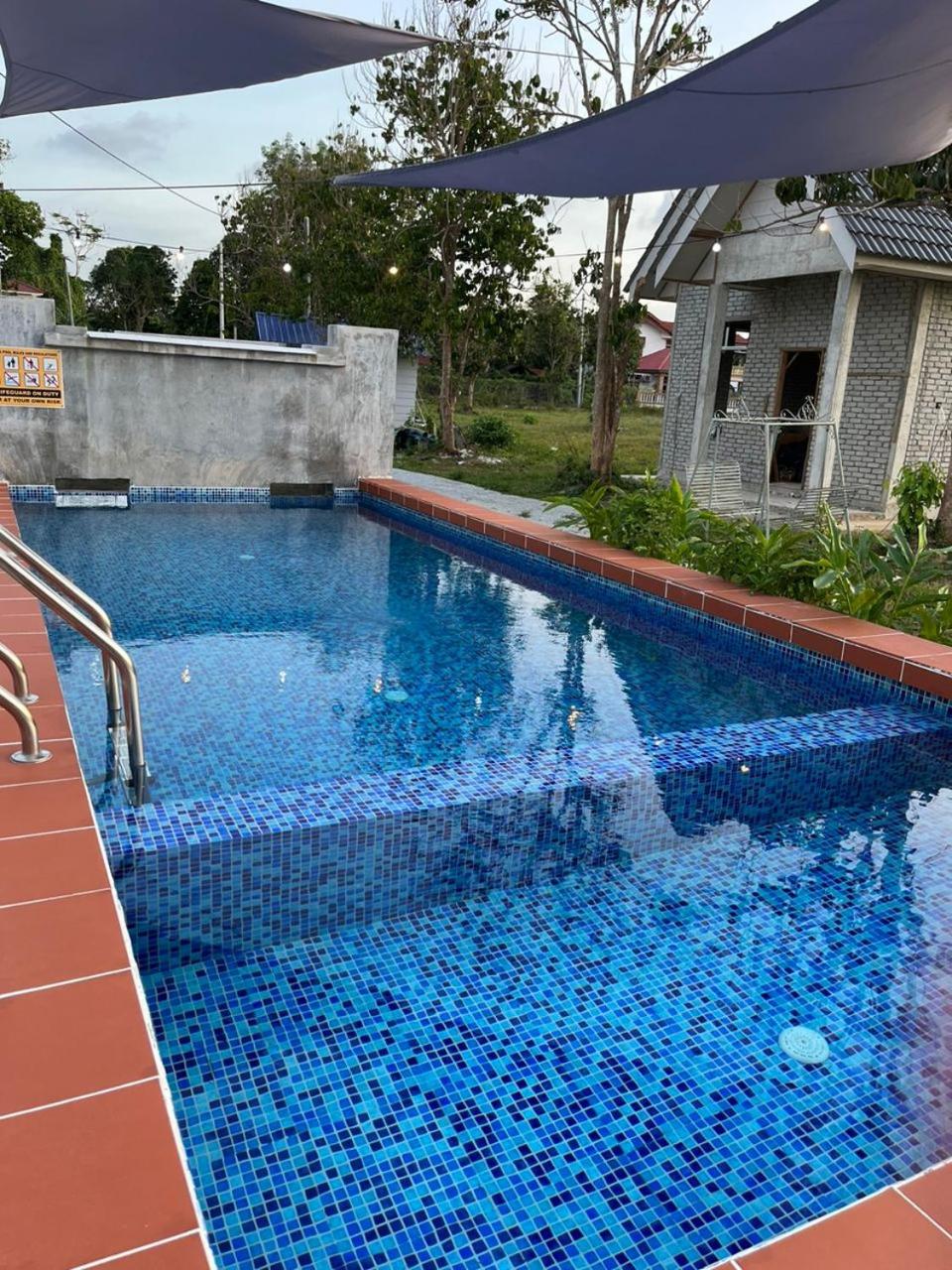 Triple Room with Pool View photo 2