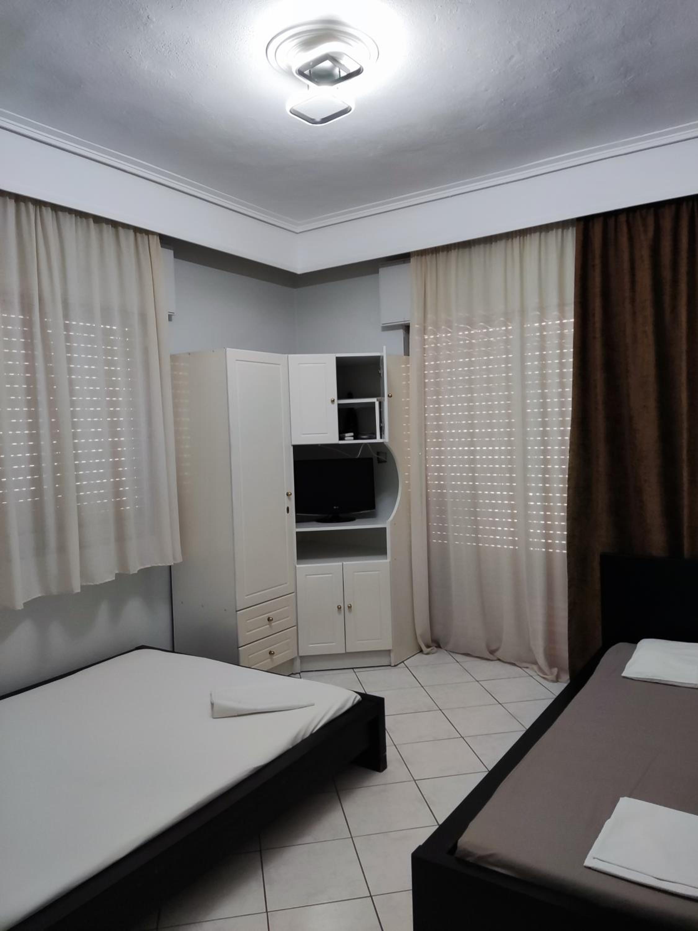 Deluxe Family Room photo 1
