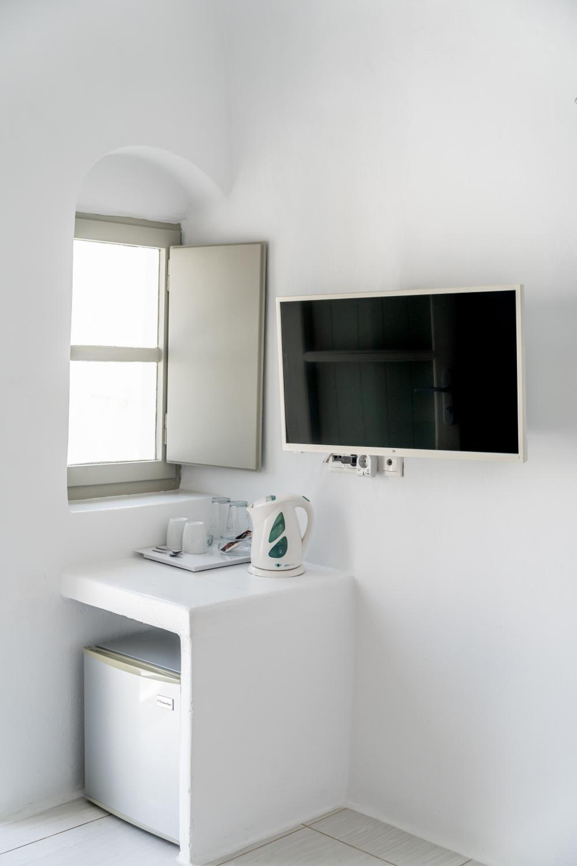 Cave Standard Studio with Caldera & Sea View photo 1