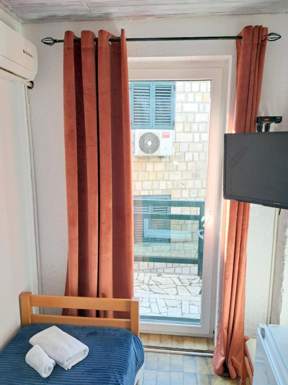 Single Room With Balcony photo 1