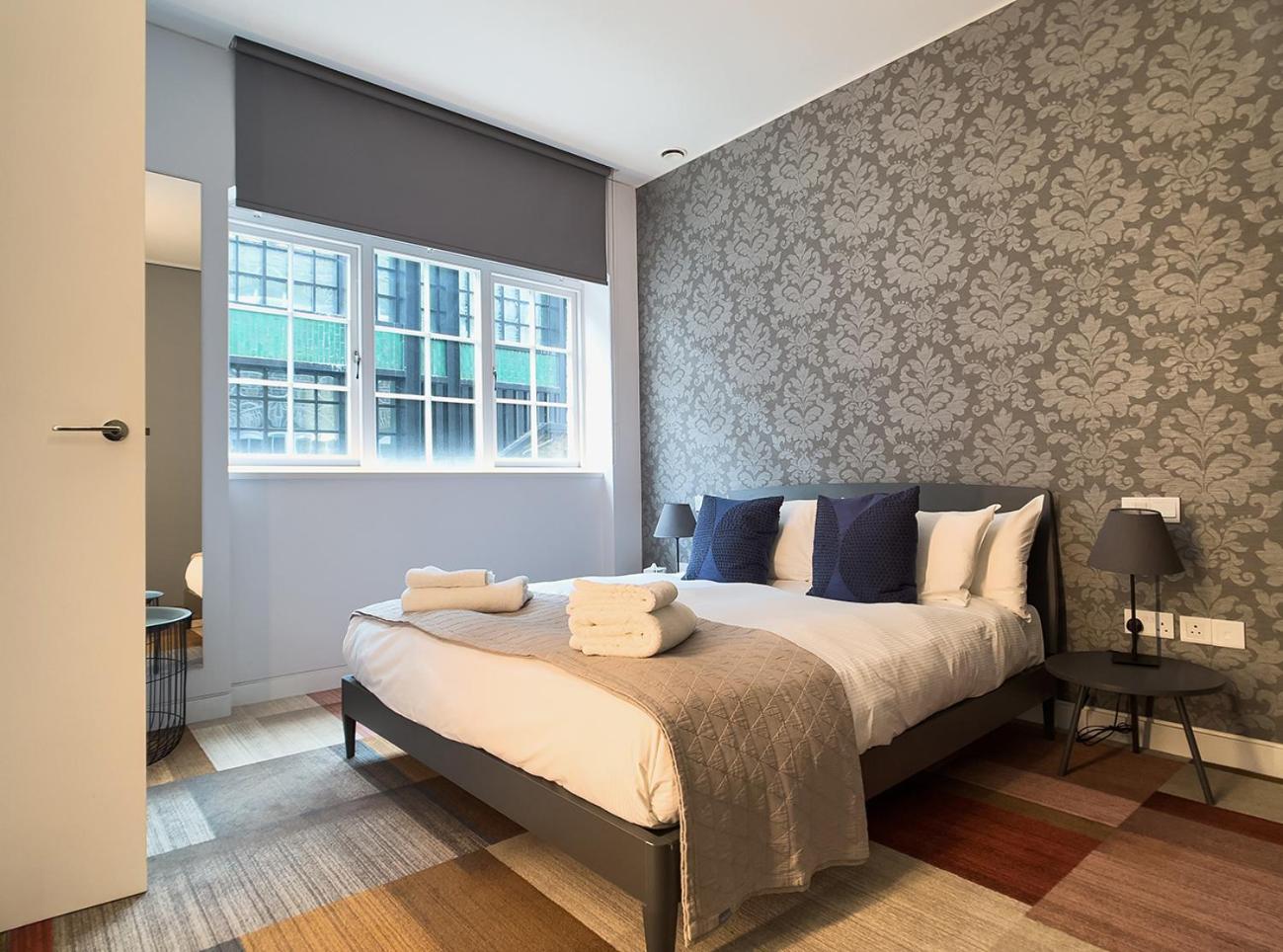 Superior One-Bedroom Apartment photo 2