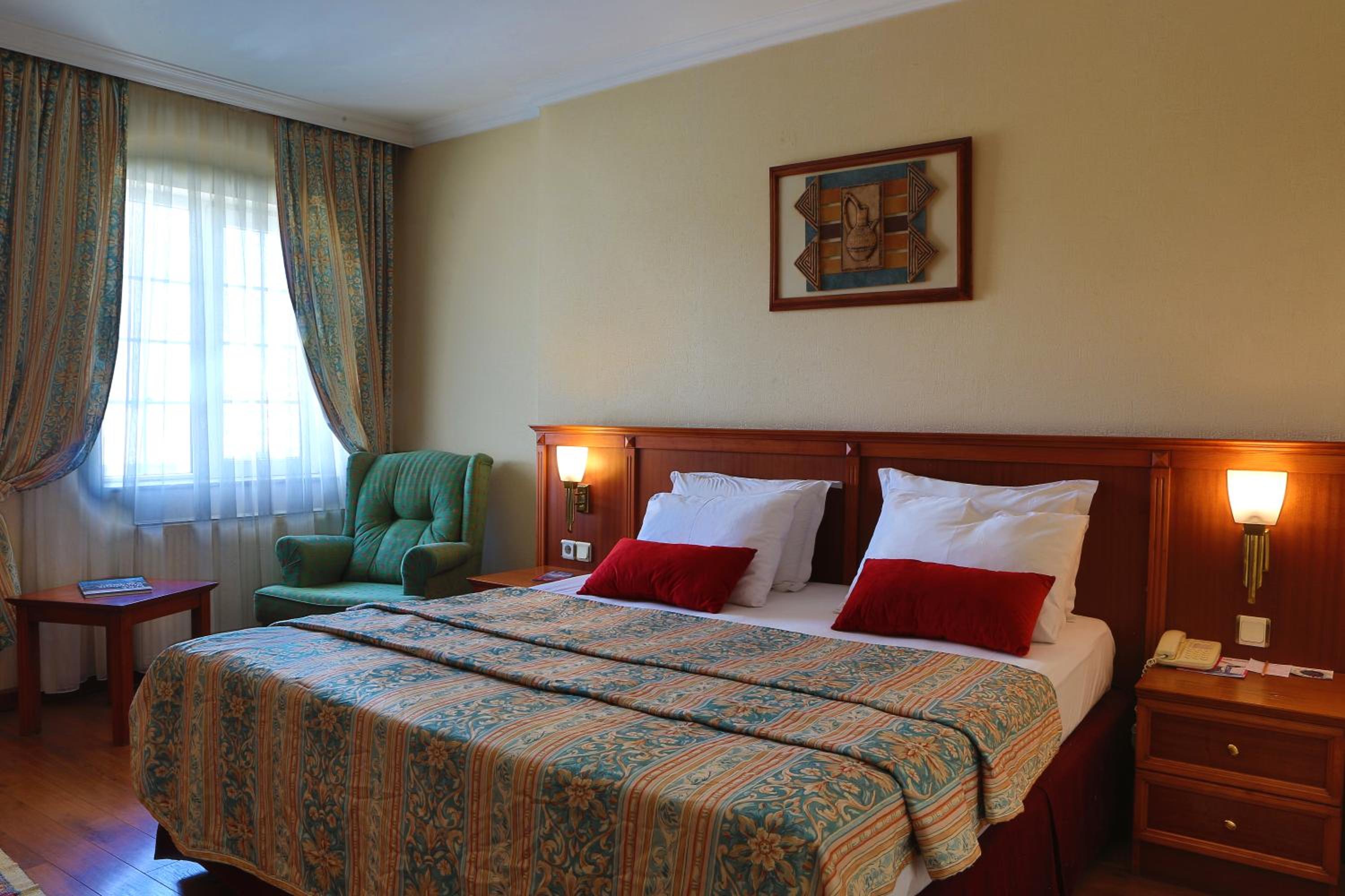 Standard Double Room - Photo 4