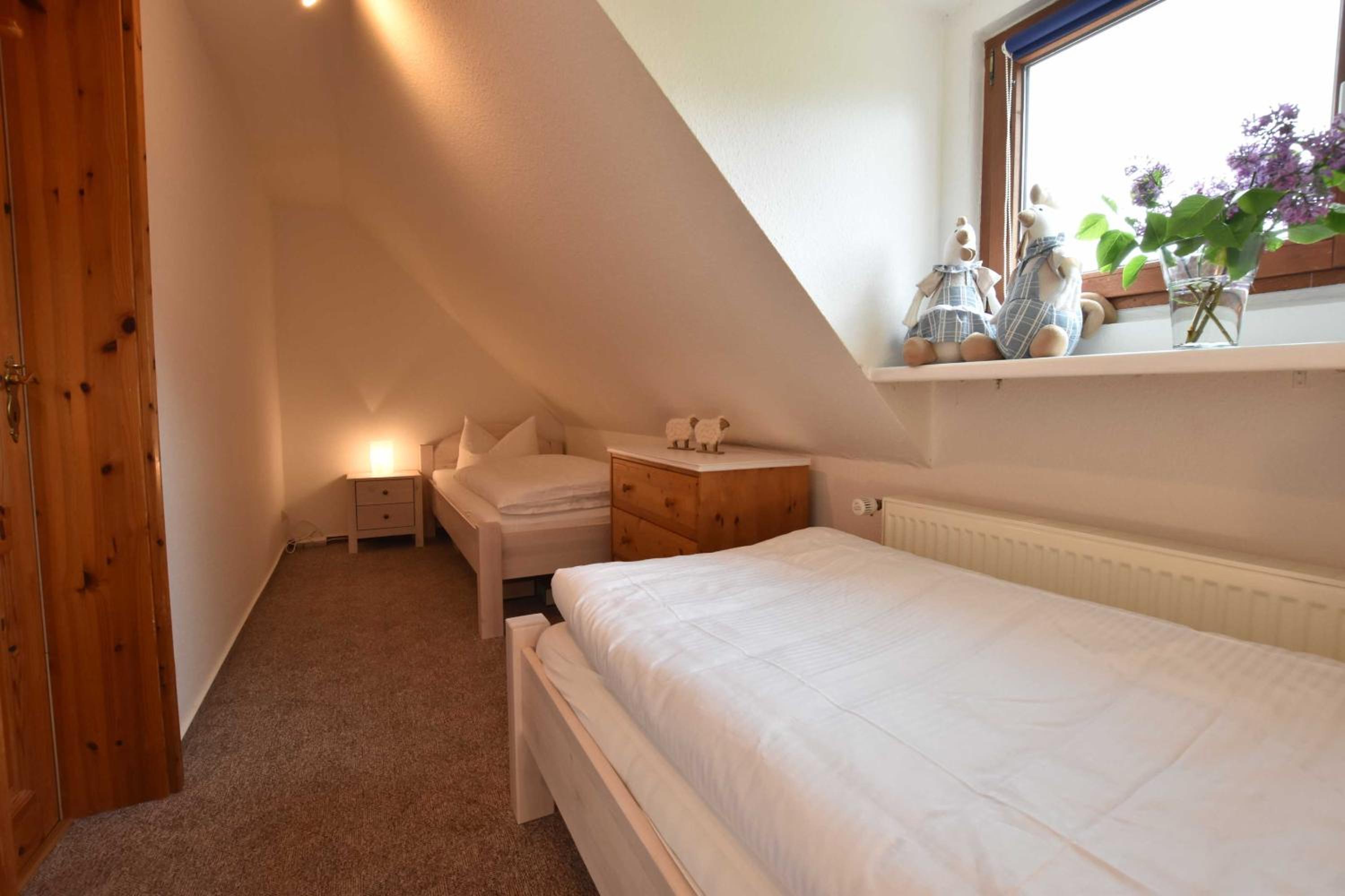 Two-Bedroom Apartment with Balcony and Terrace photo 2