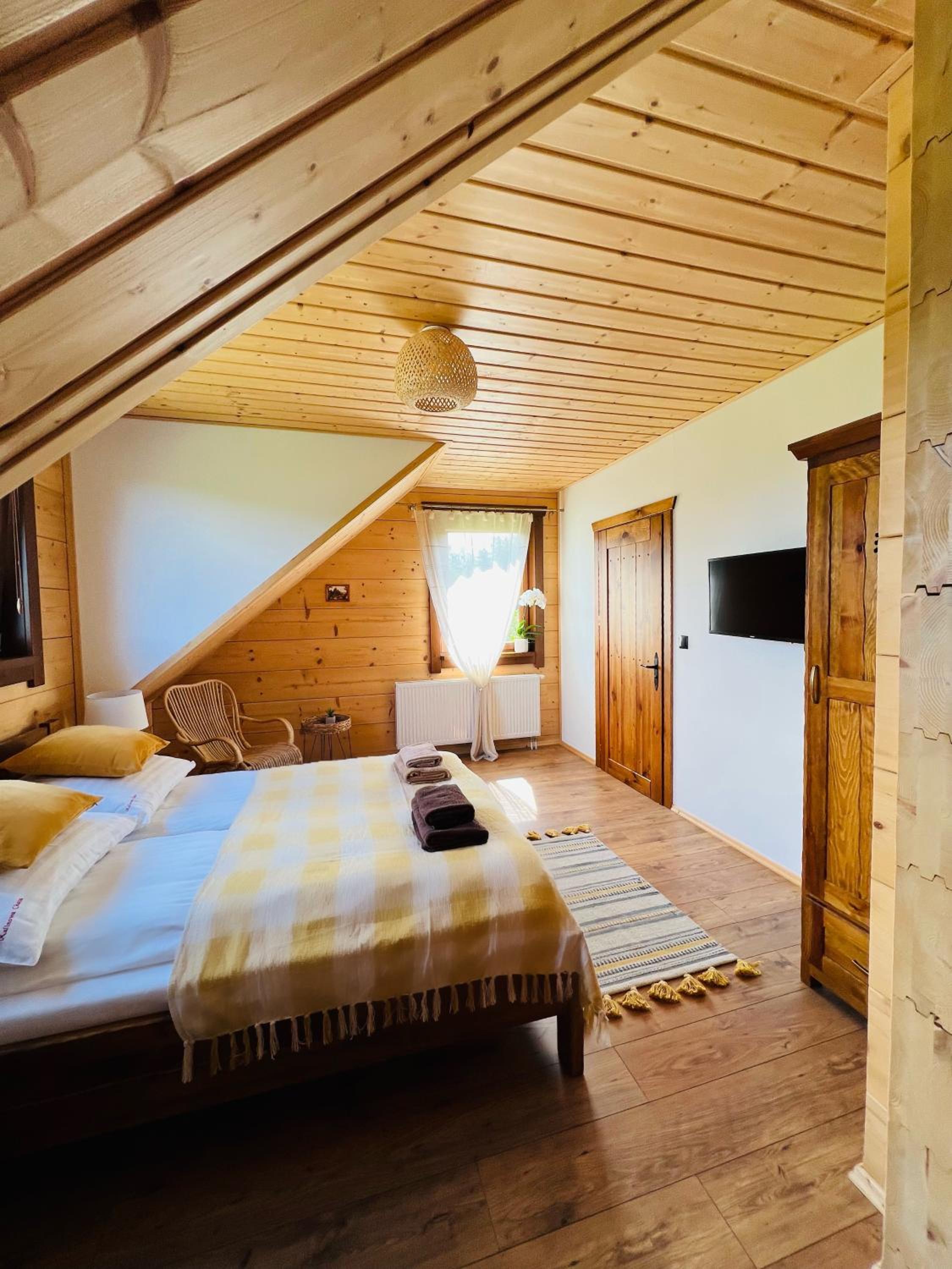 King Room with Mountain View photo 2