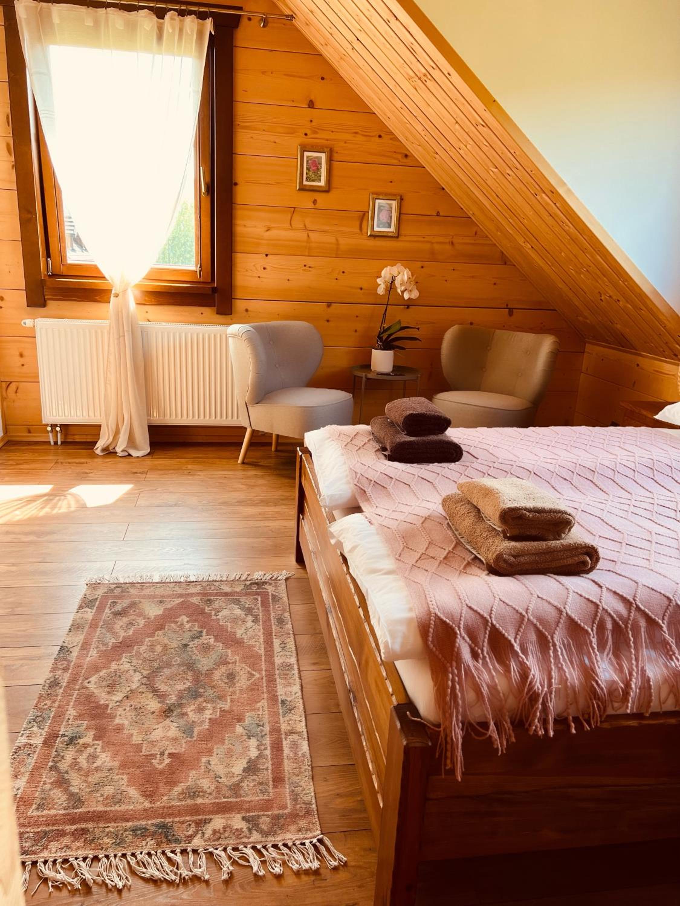 King Room with Mountain View photo 1