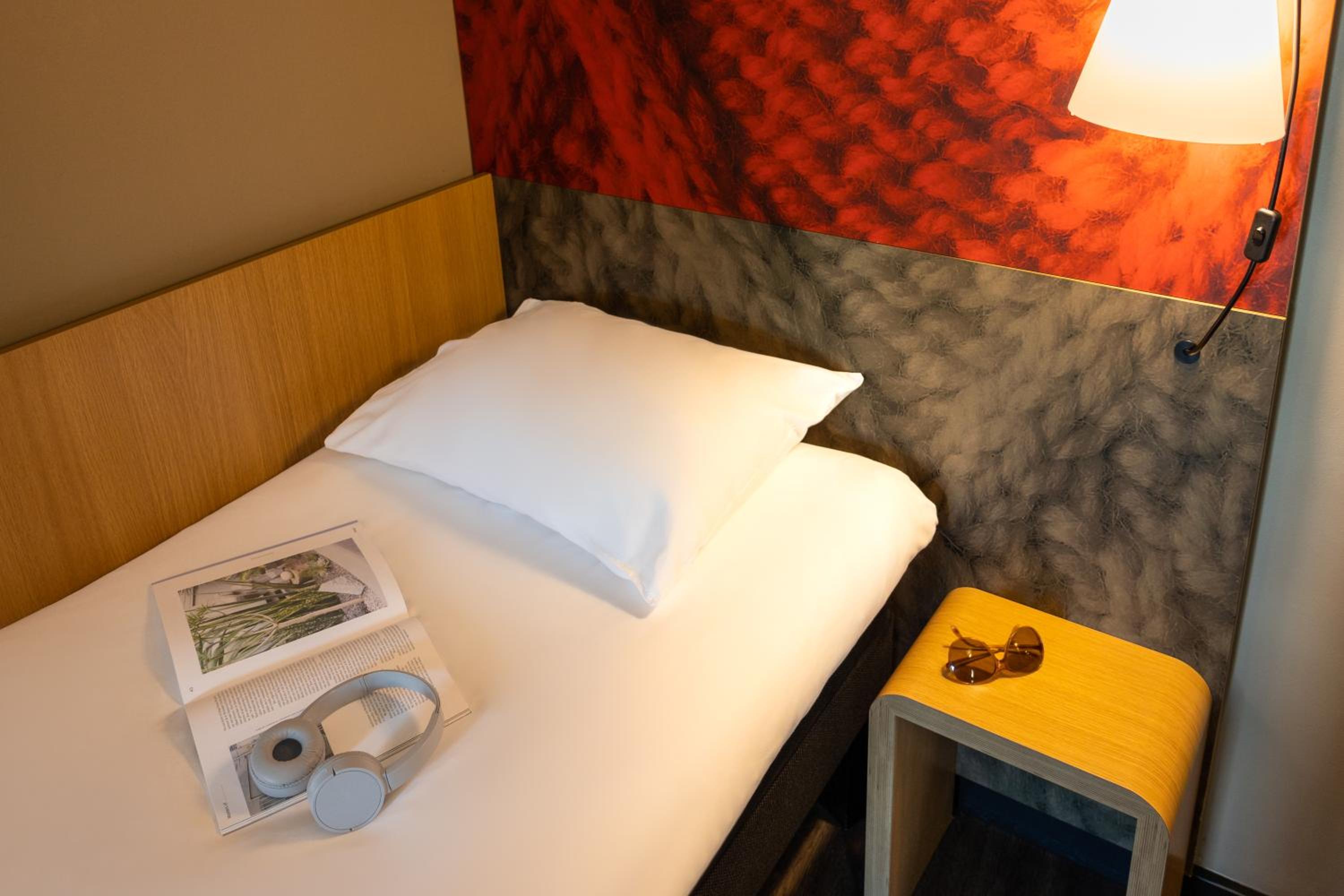 Standard Single Room photo 2