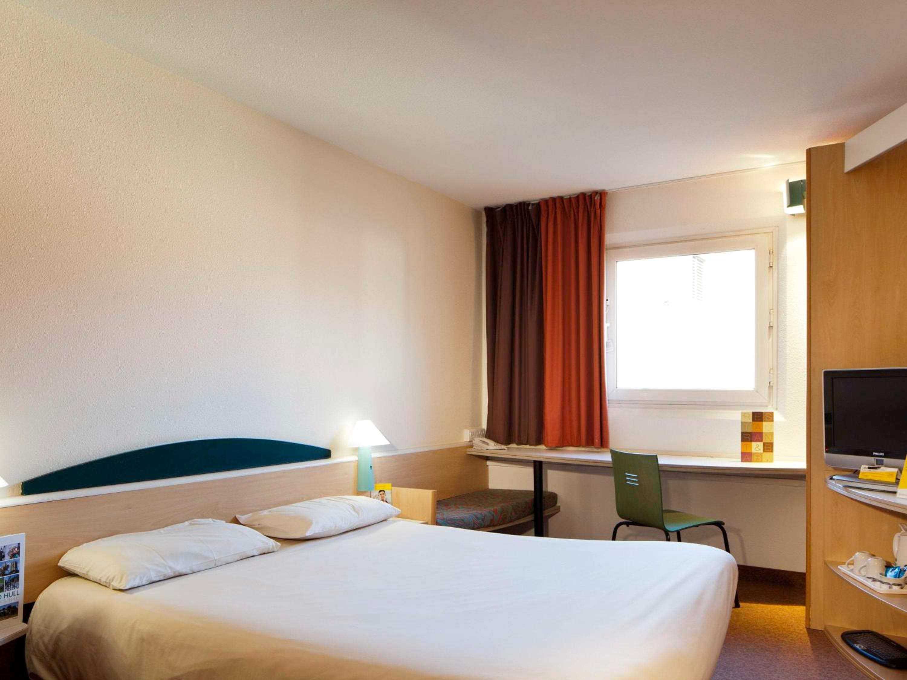 Twin Room - Photo 1