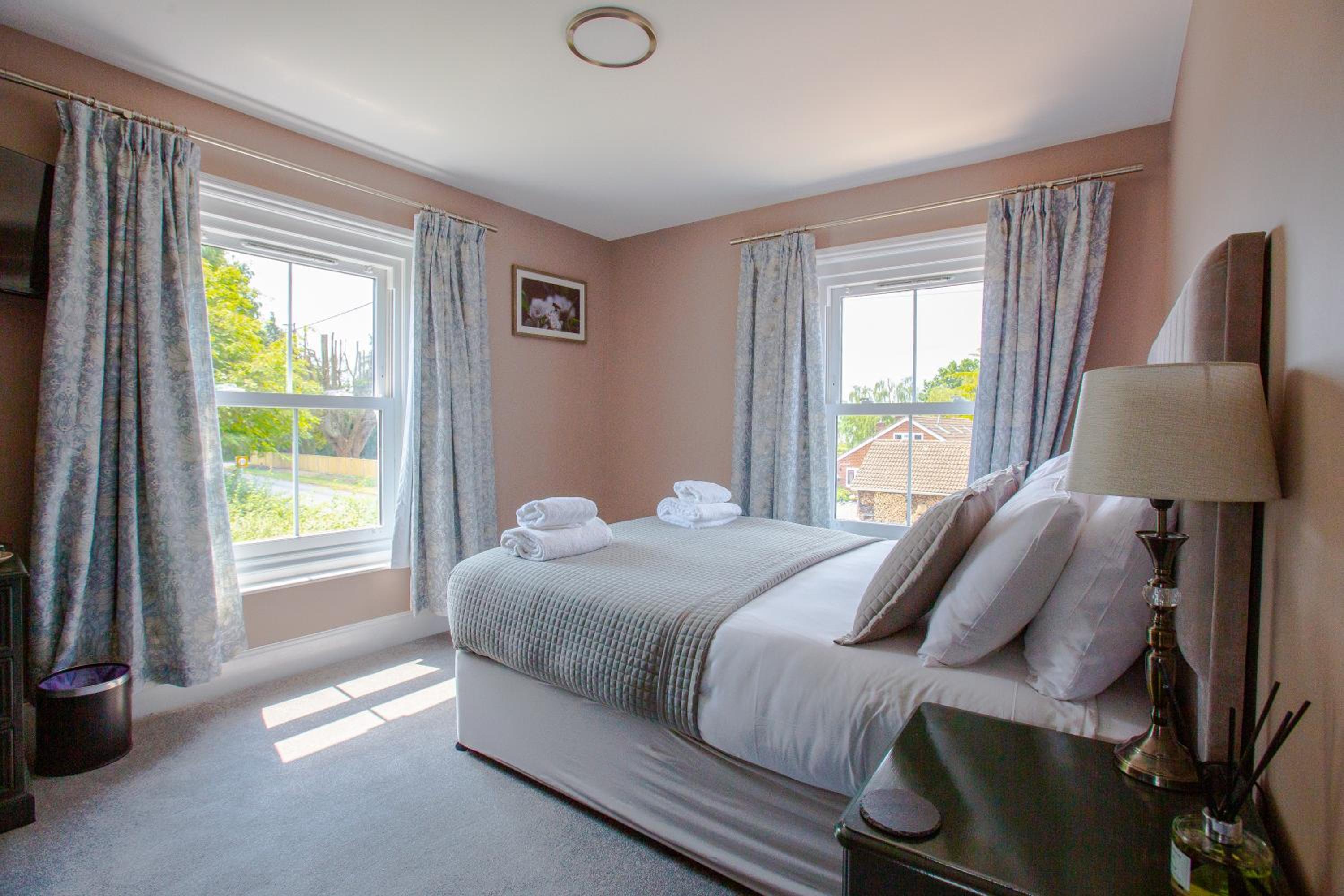 Standard Double Room photo 3