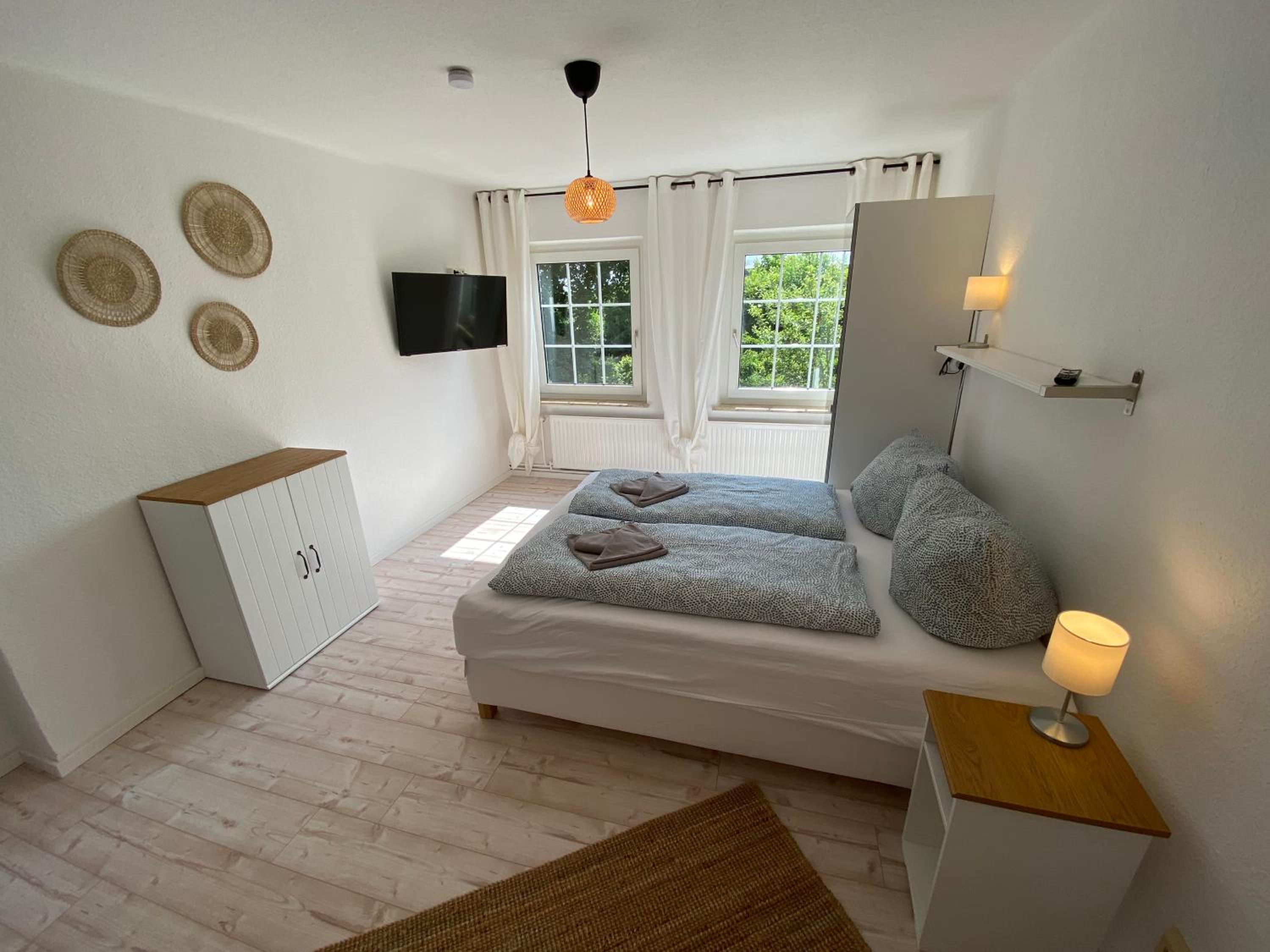 Four-Bedroom House photo 3