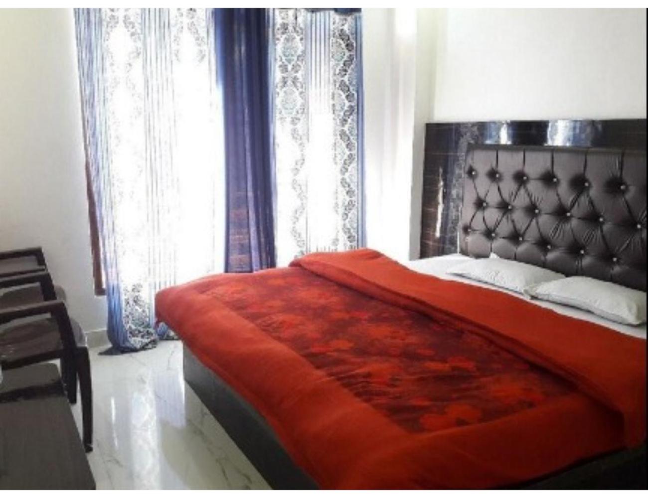 Villa photo 3