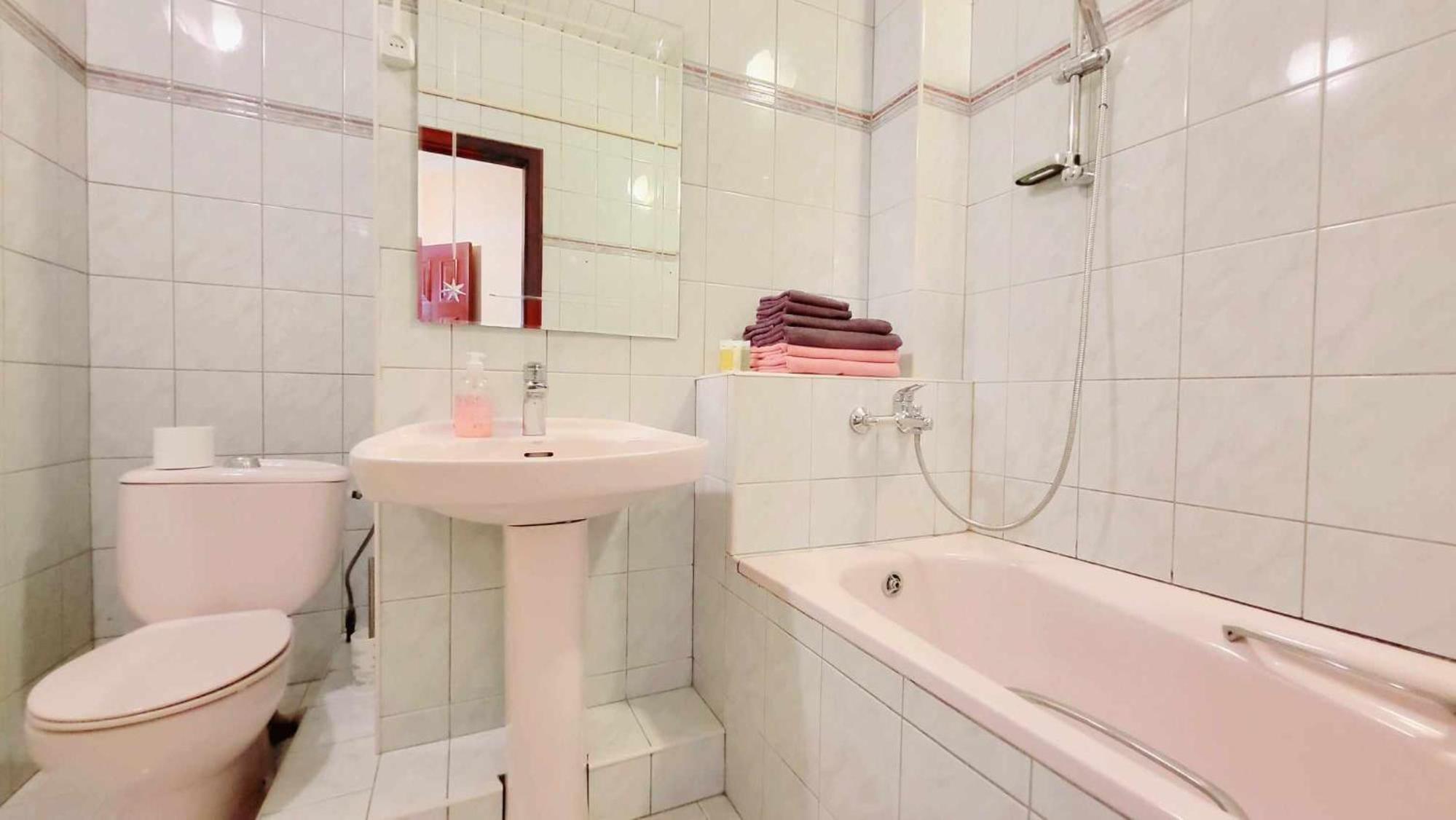 Deluxe Double Room - Photo 7