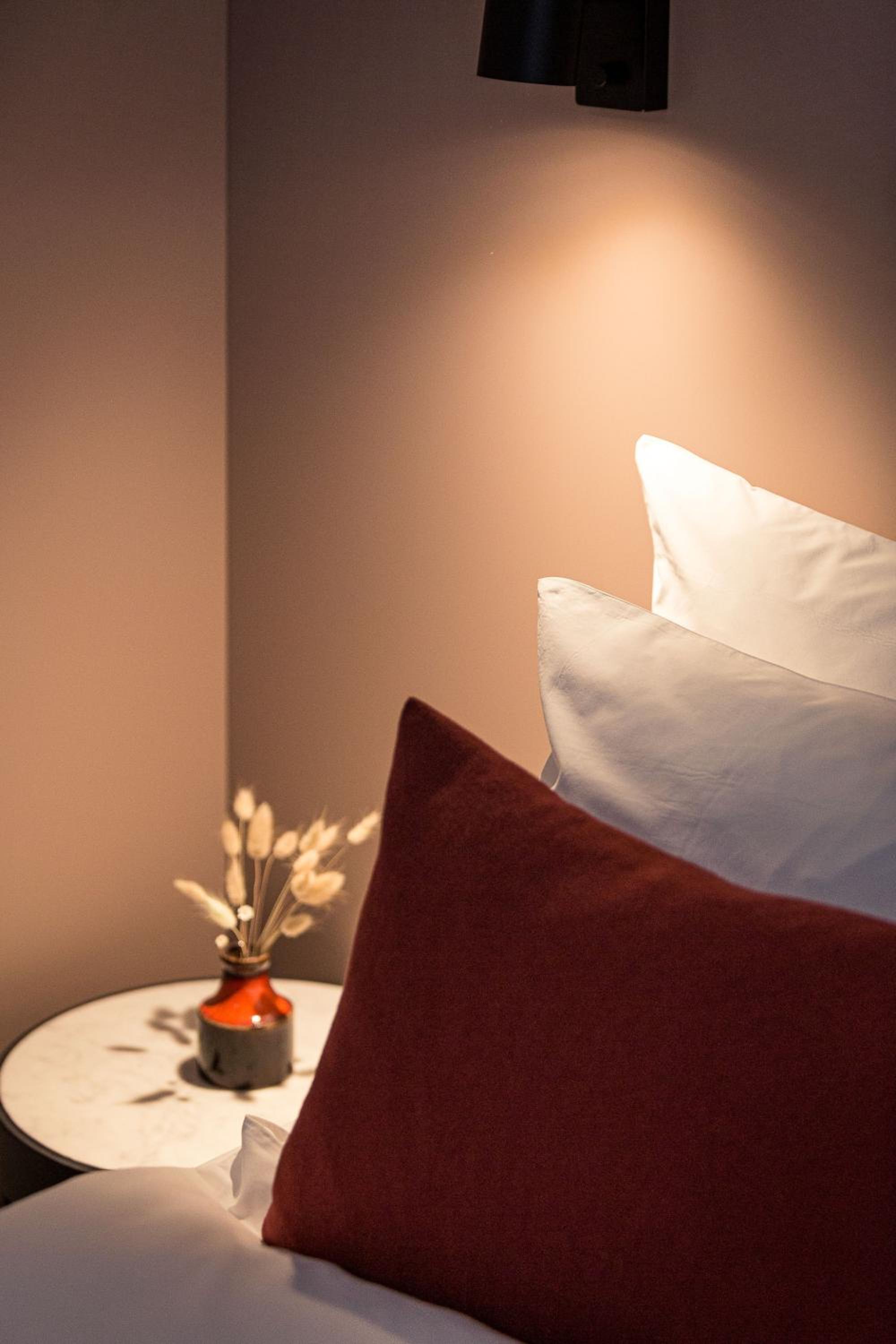 Deluxe Two-Bedroom Apartment