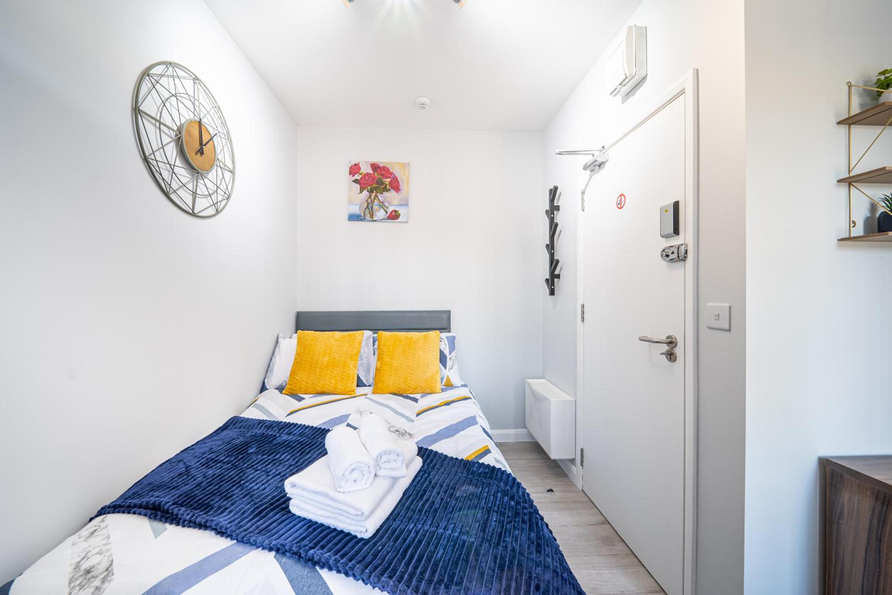 Double Room With Private Bathroom photo 2