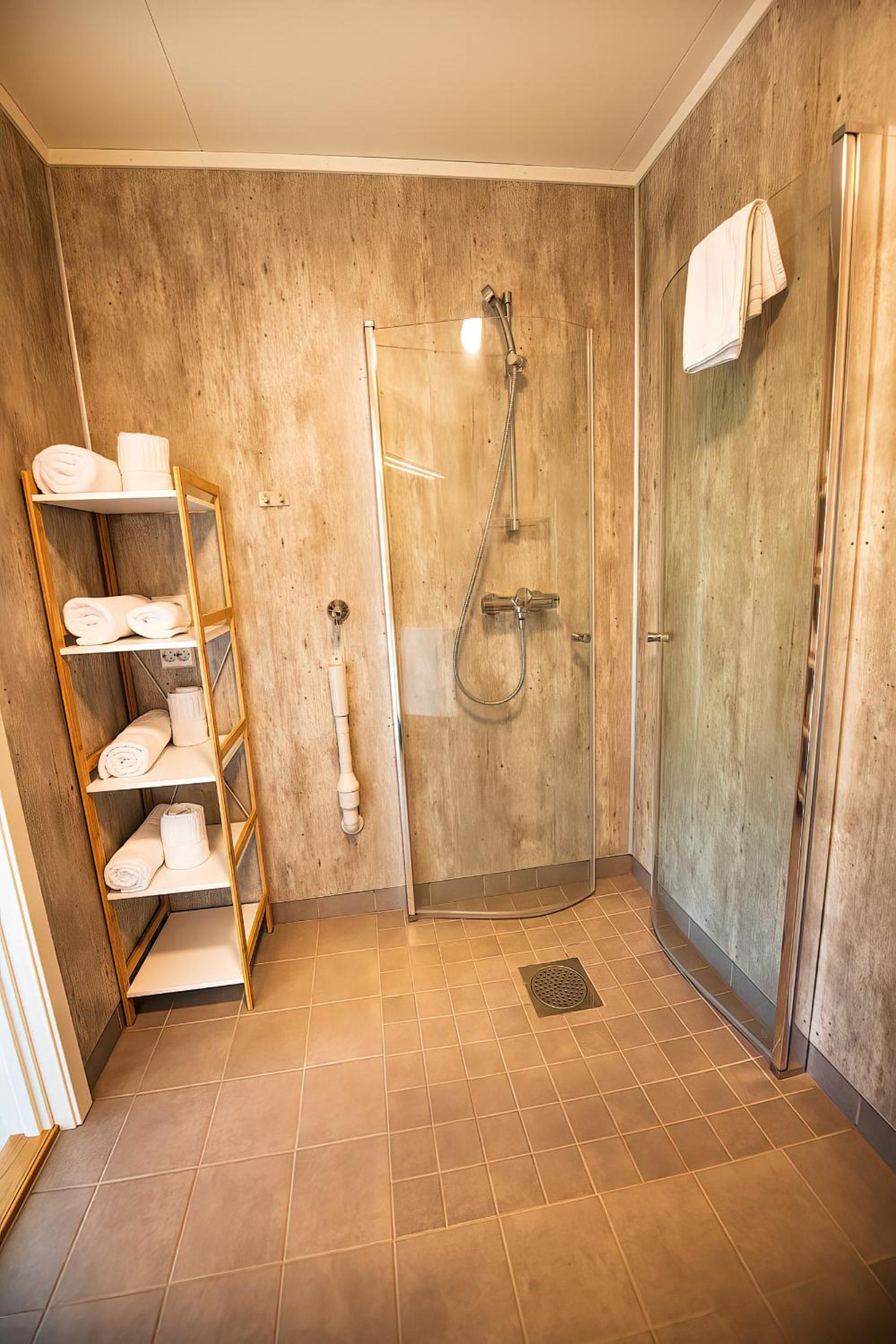 Two-Bedroom Apartment - Photo 14