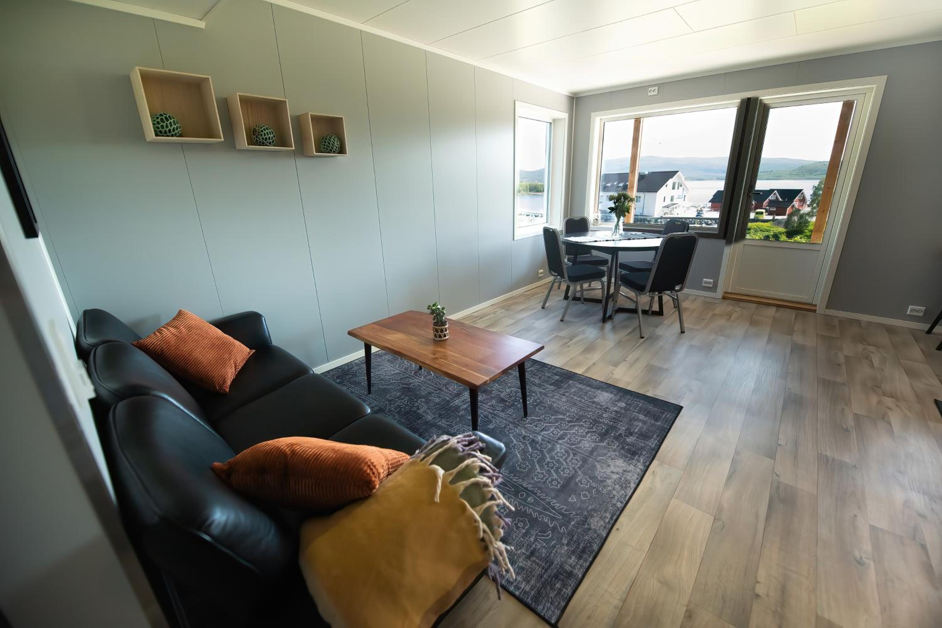Two-Bedroom Apartment - Photo 12