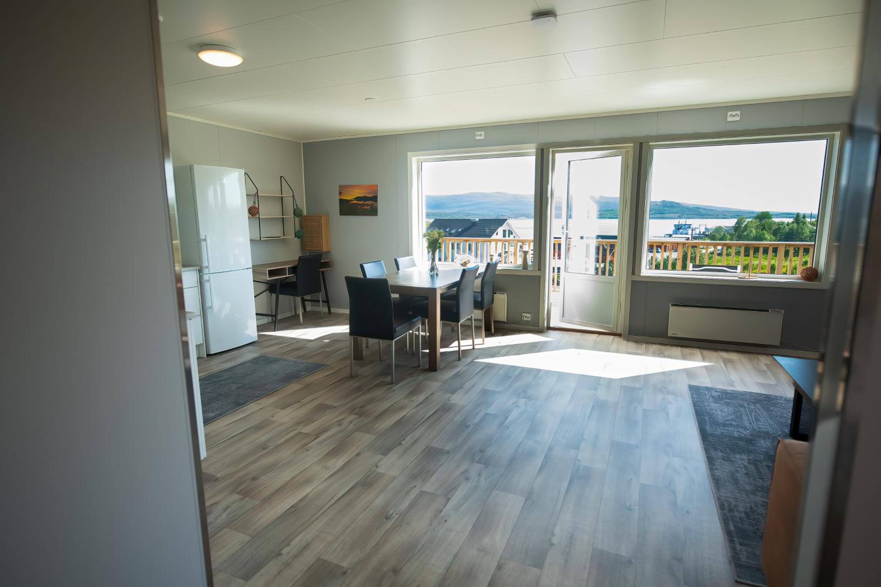 Three-Bedroom Apartment - Photo 2