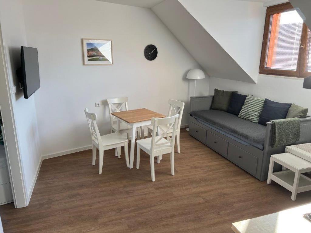 Apartment photo 1