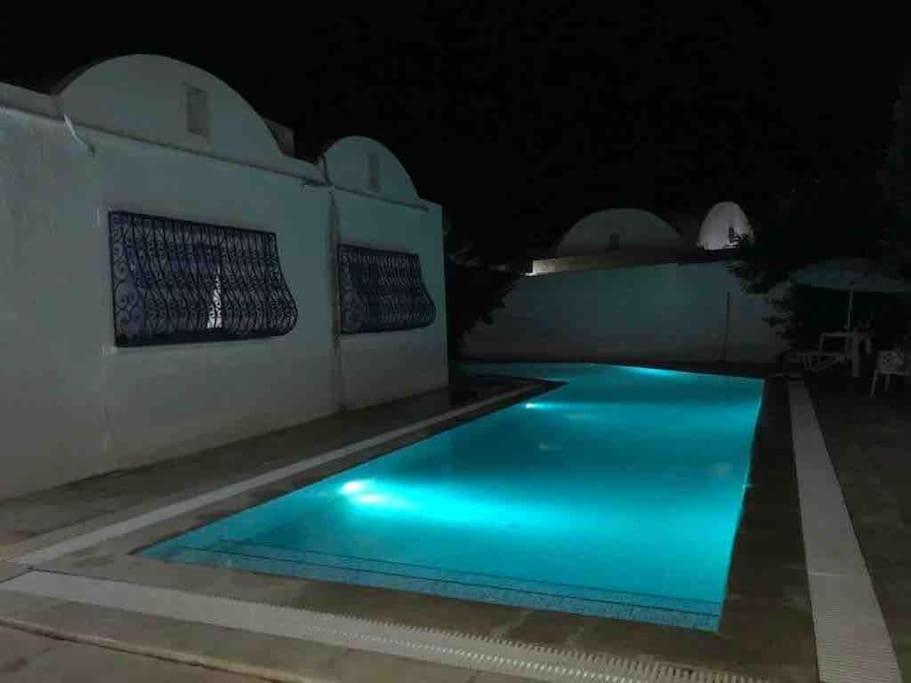 Villa photo 3