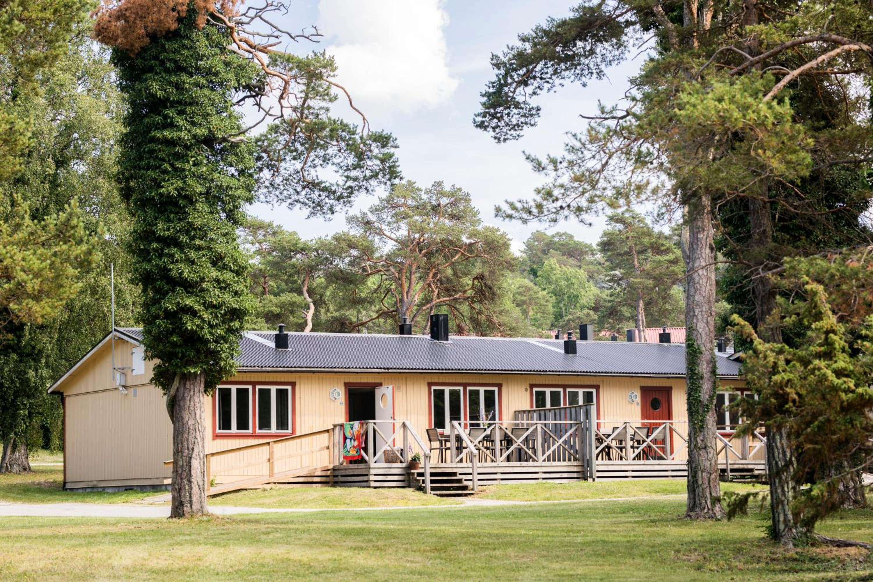 Holiday Home (8 Adults) photo 2