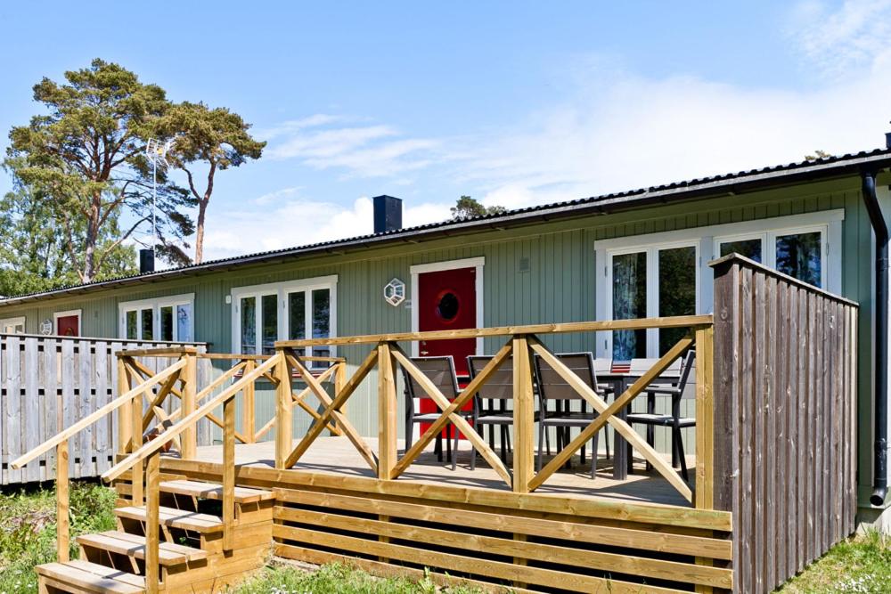 Holiday Home - Limited Sea View photo 2