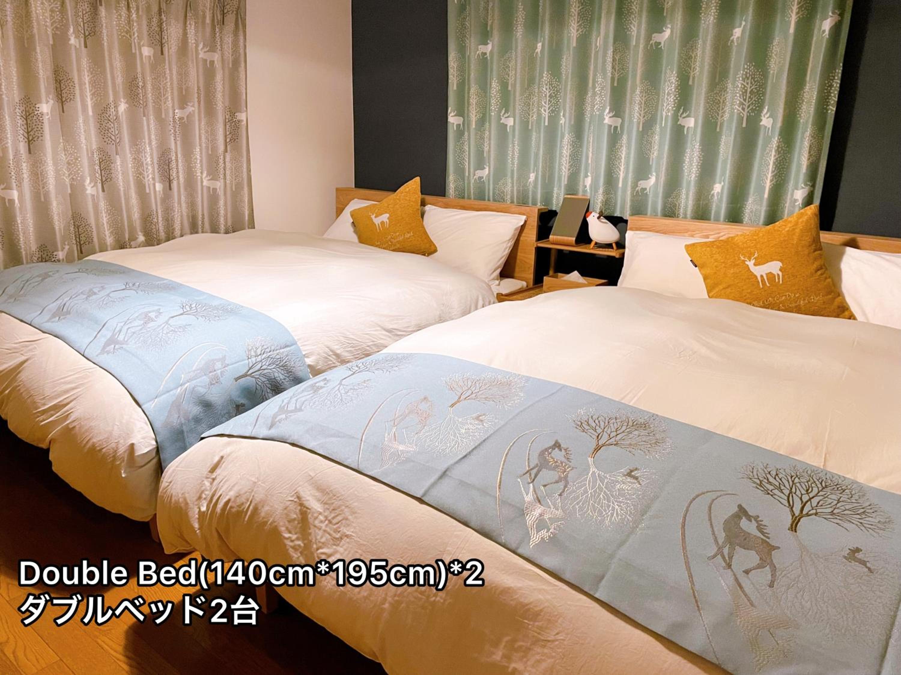 Twin Room with Shared Bathroom photo 1