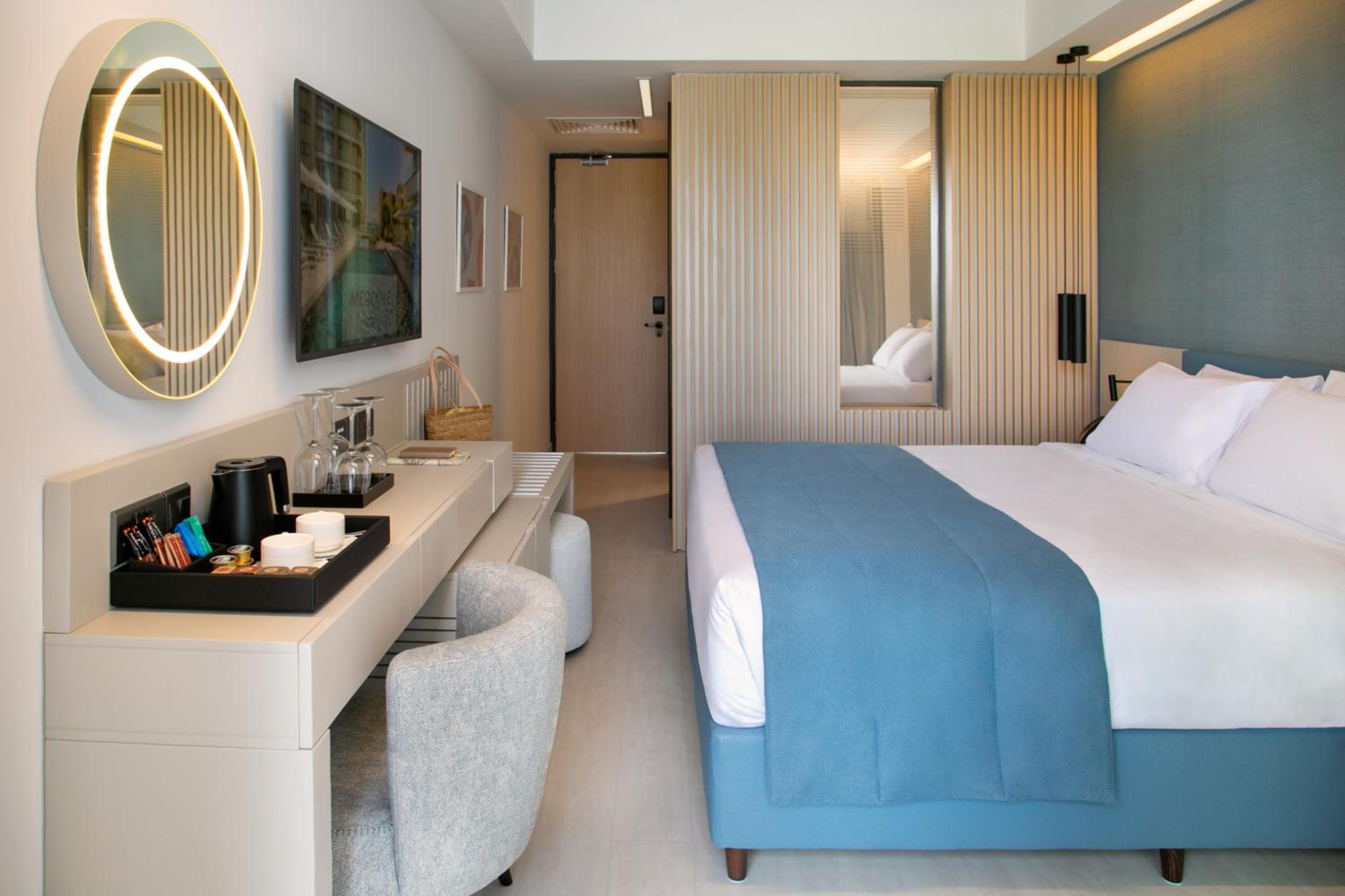 Standard Double Room with Balcony and Sea View photo 2