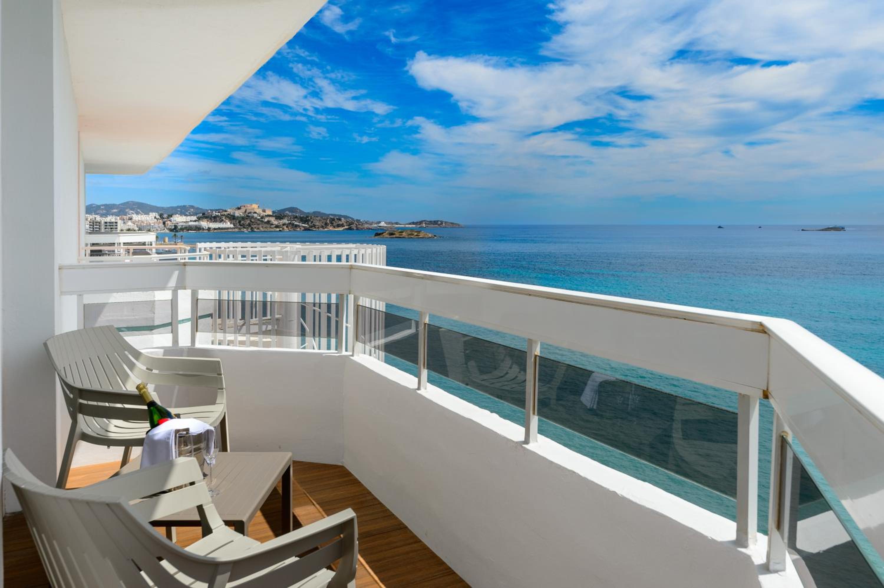 Suite with Sea View photo 2