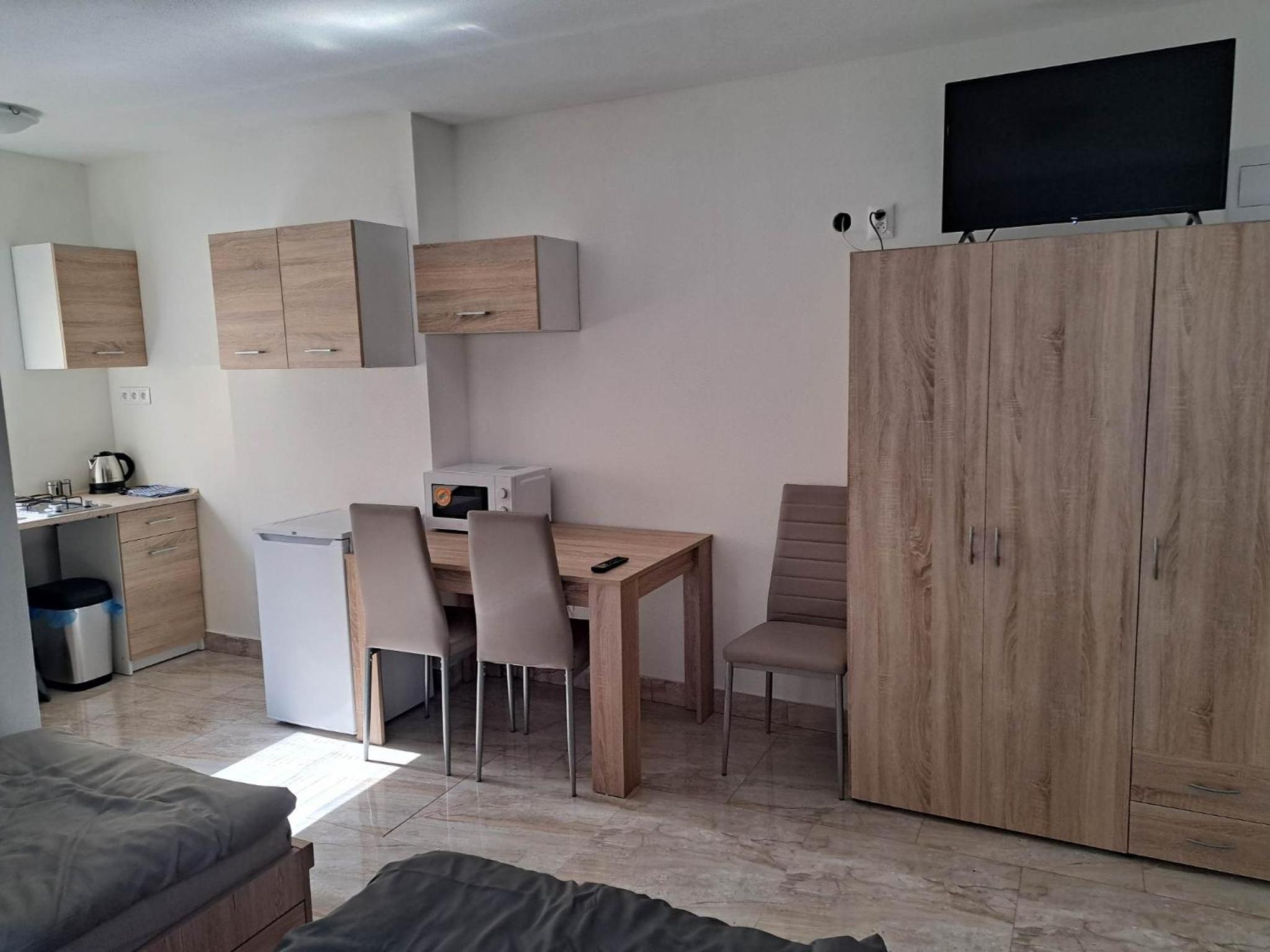 Triple Room with Private Bathroom photo 1