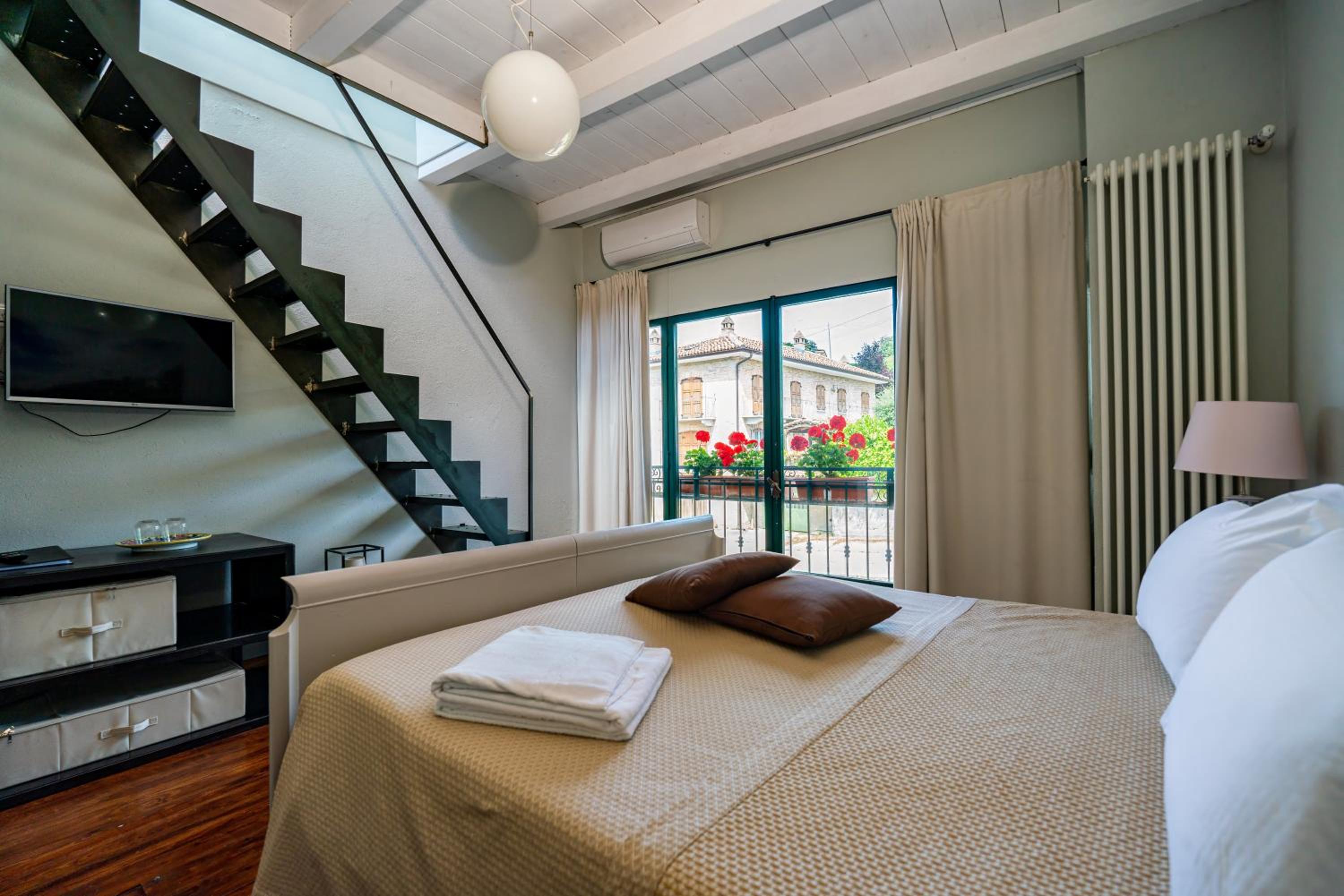 Double Room with Terrace photo 3
