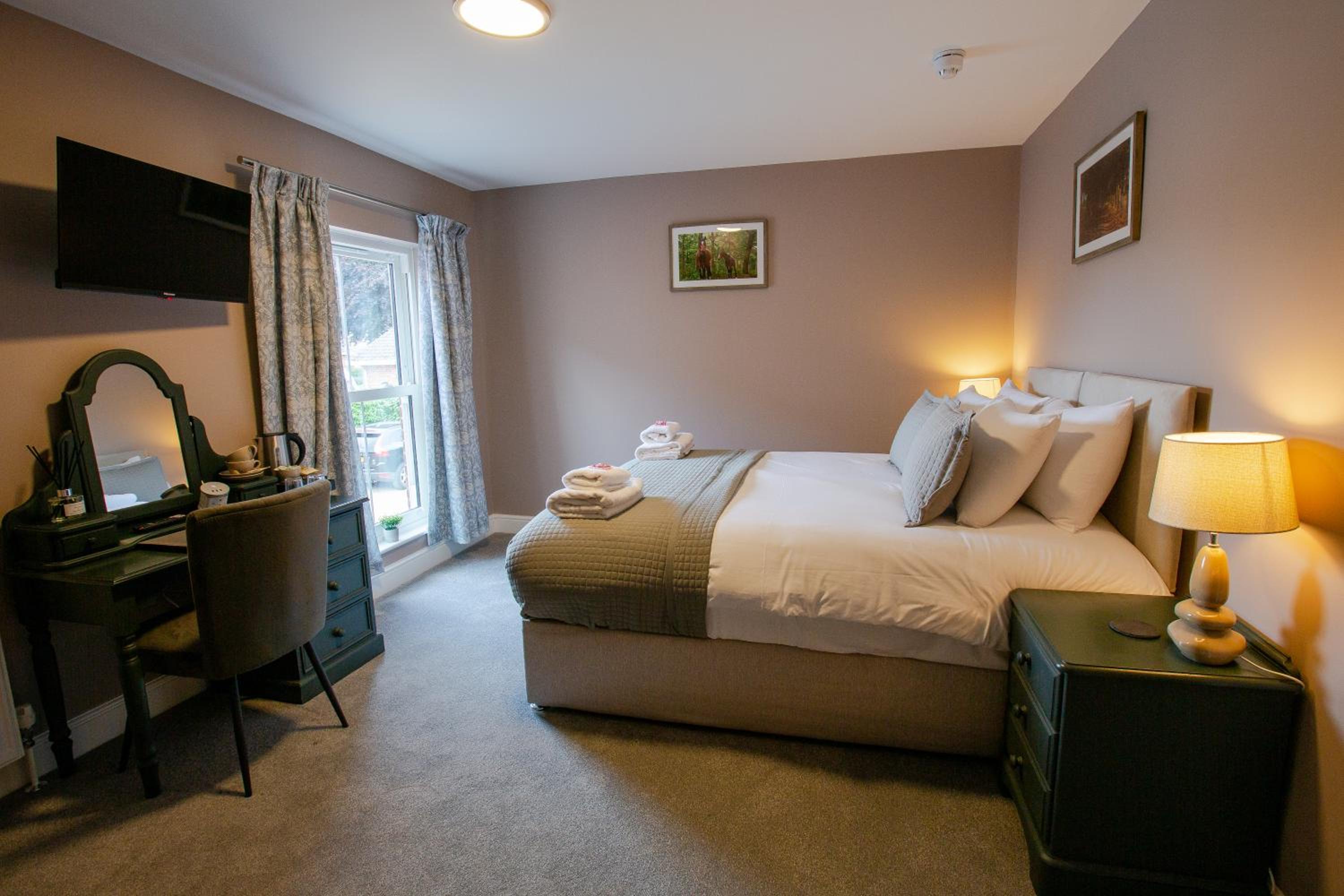 Standard Double or Twin Room photo 3