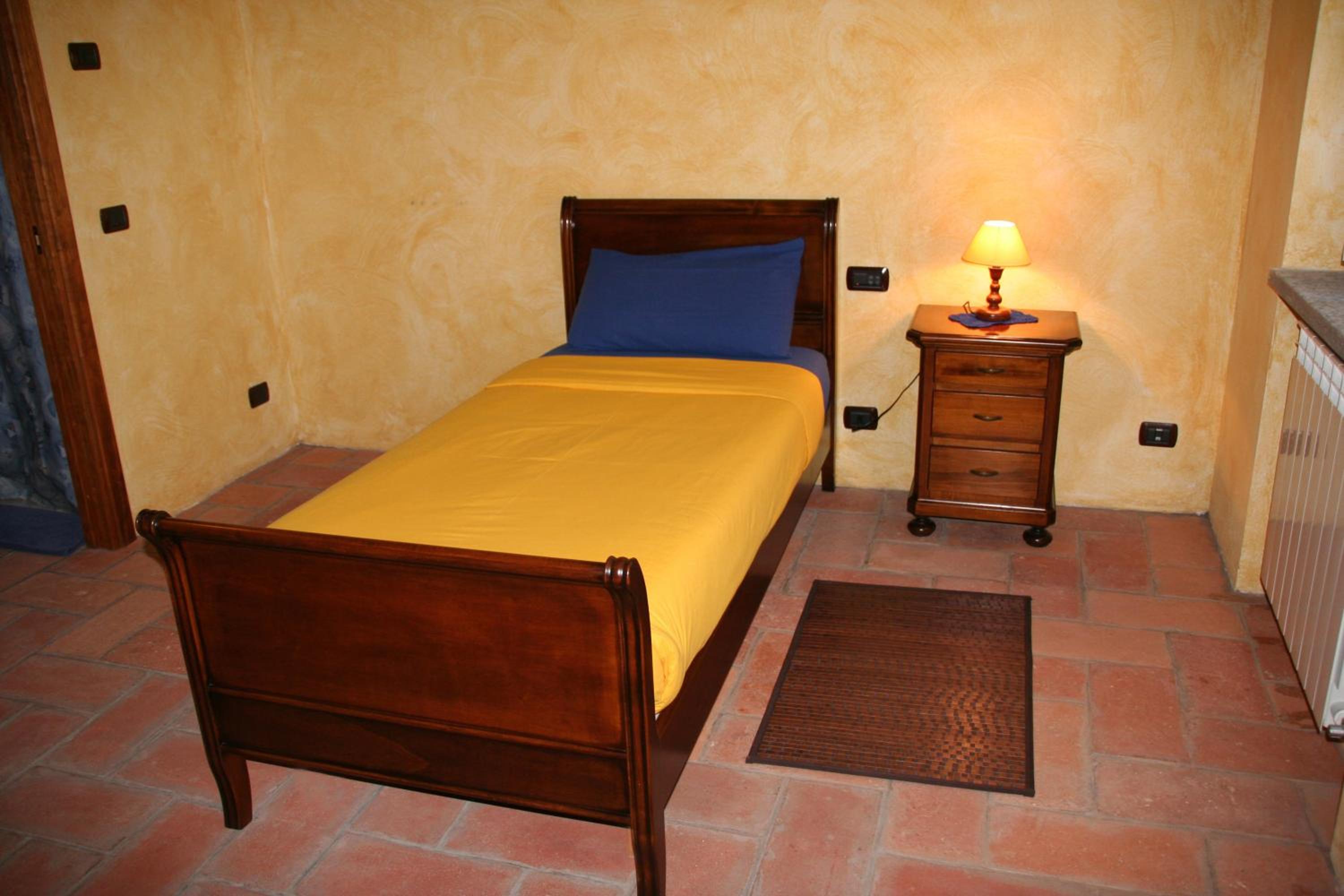 Single Room - Disability Access