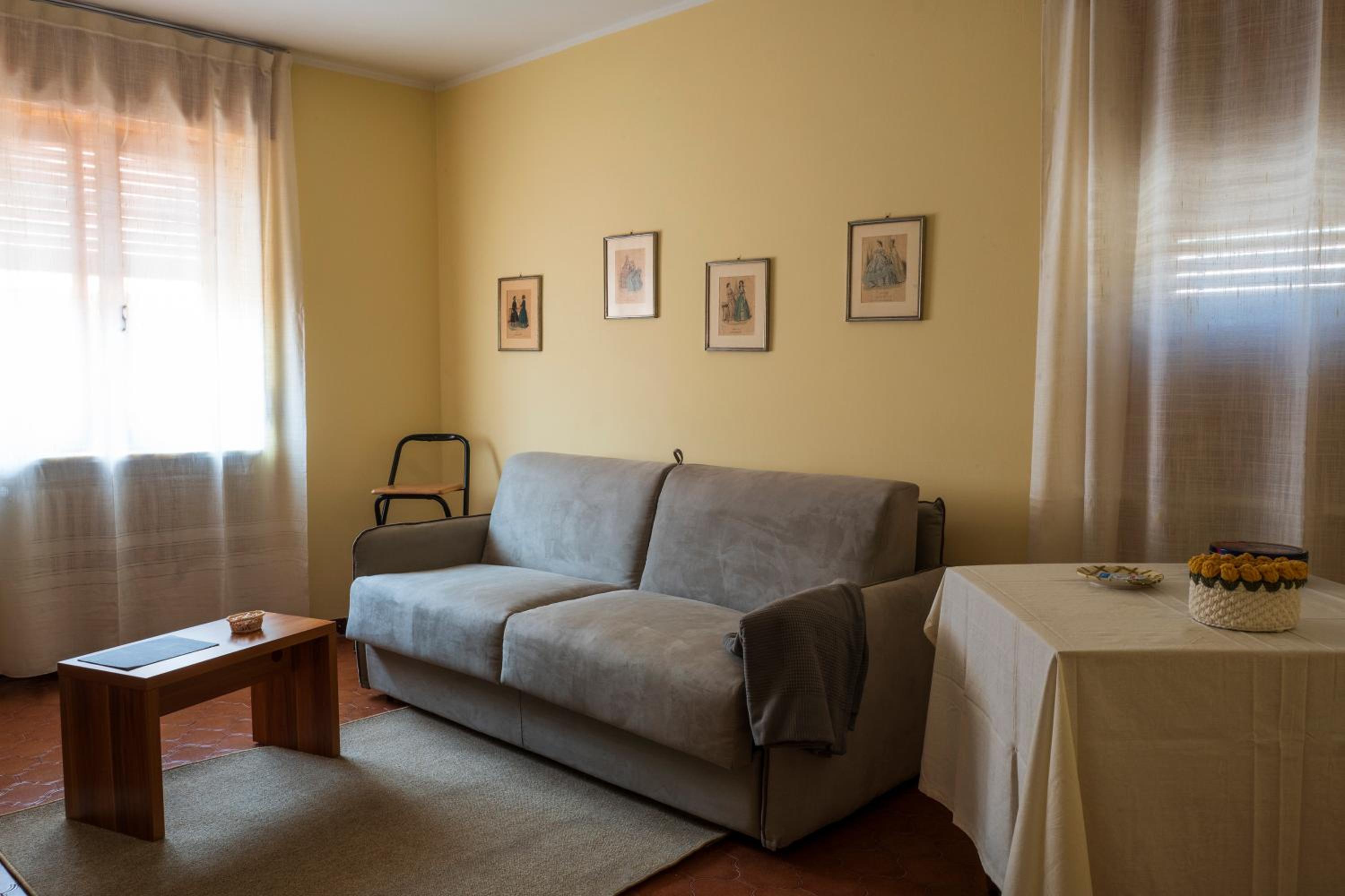 Two-Bedroom Deluxe Apartment with Balcony photo 1