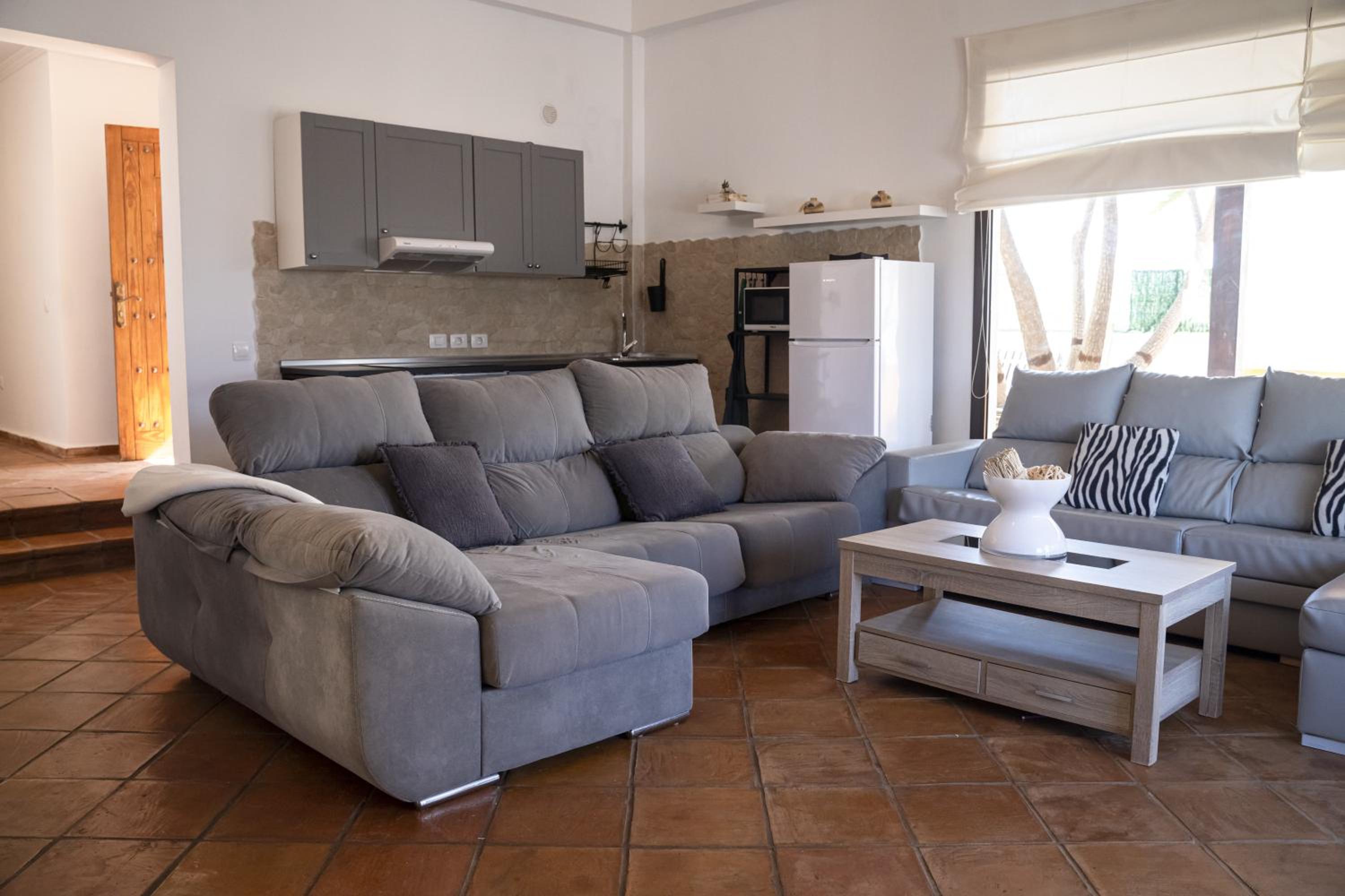 Villa photo 3