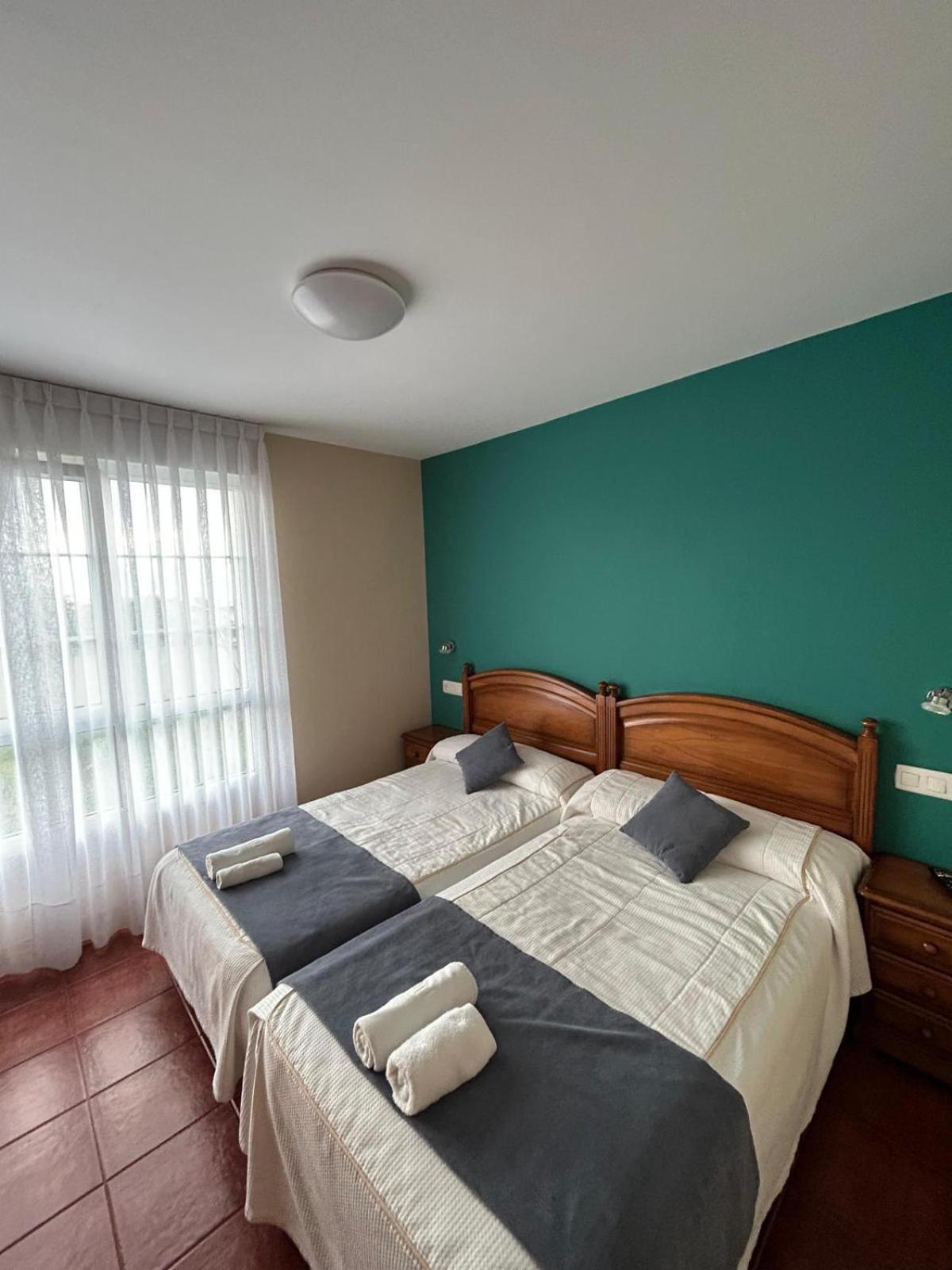 Twin Room with Sea View - Photo 5