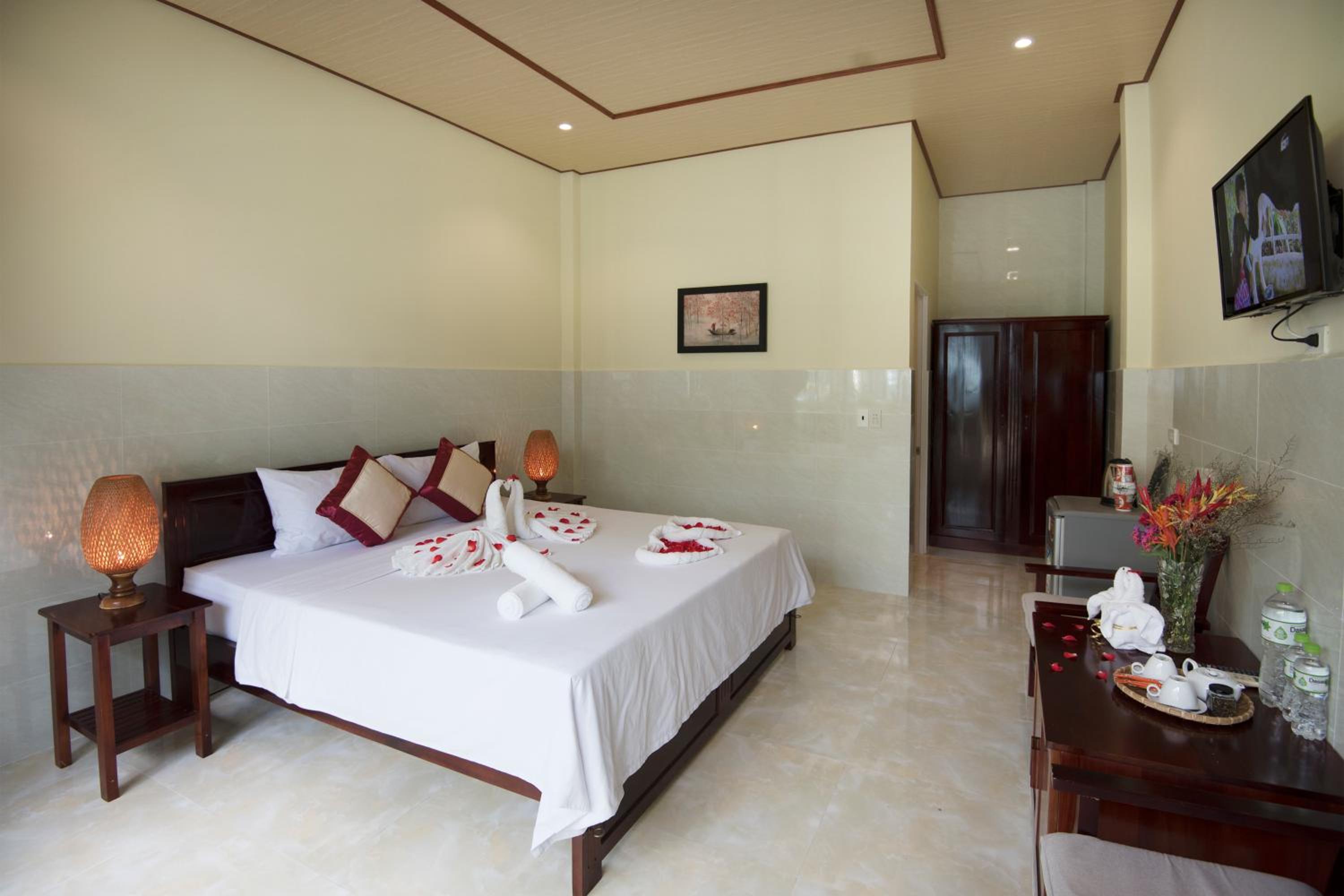 Double Bungalow photo 1
