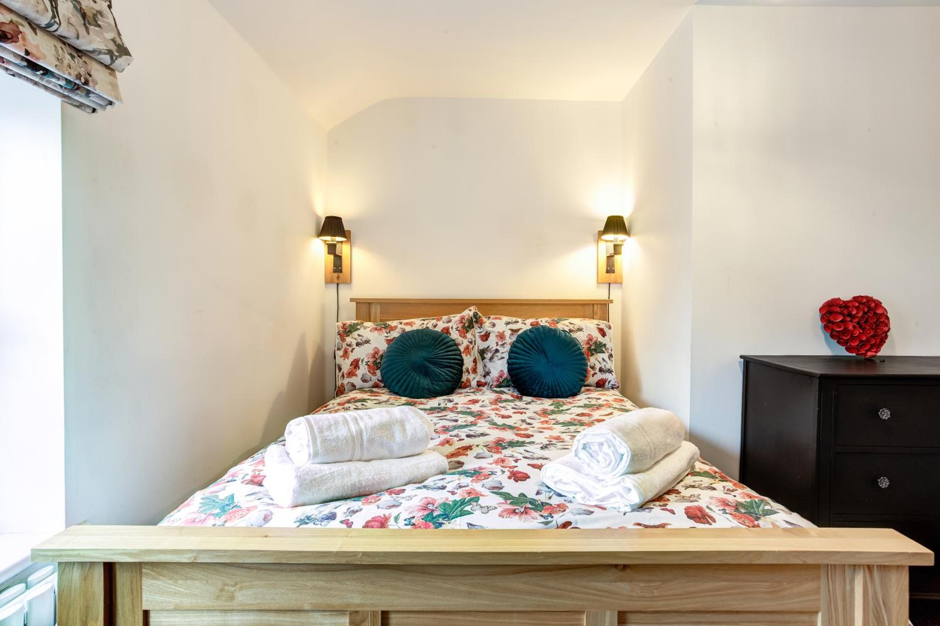 Three-Bedroom House photo 1