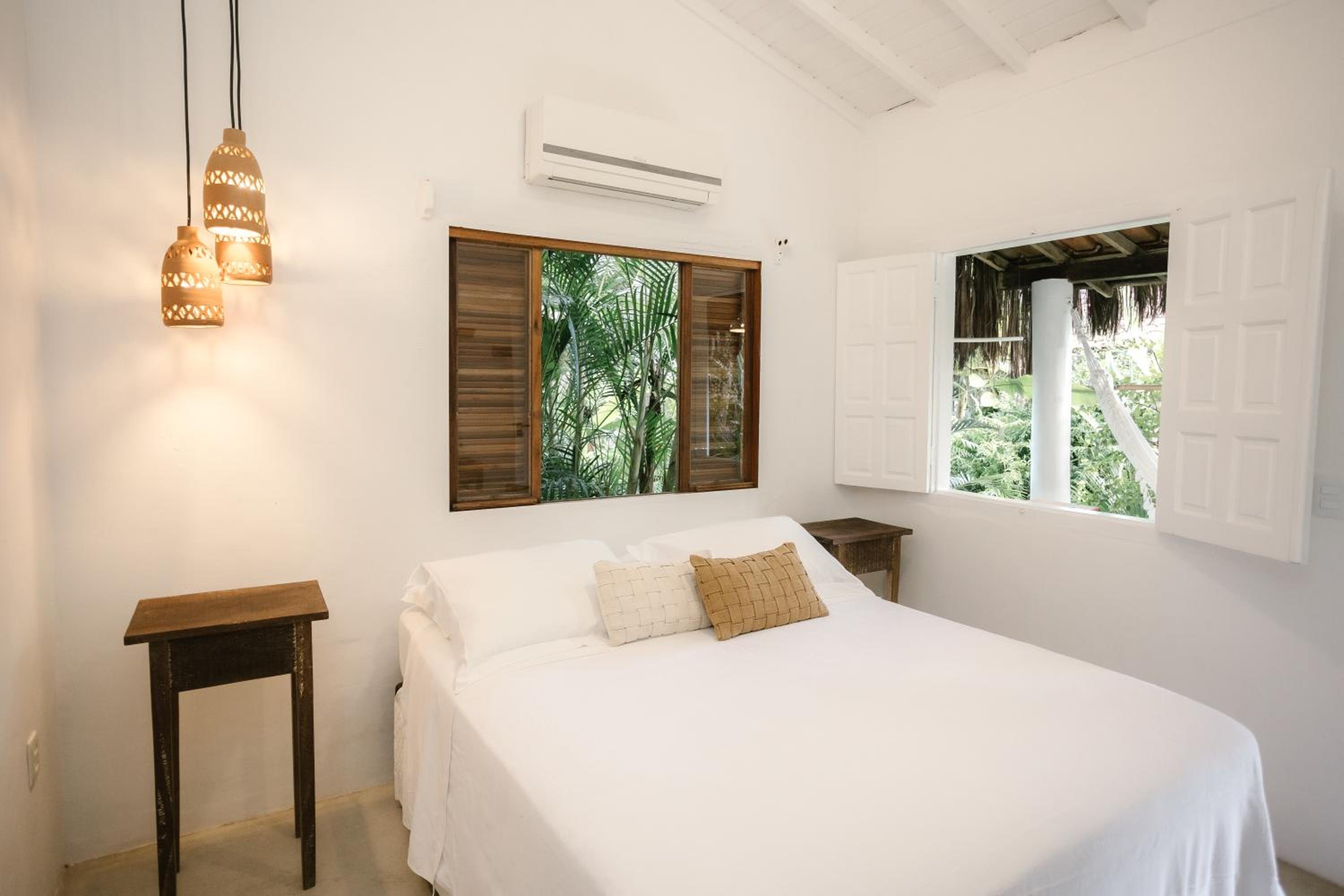 Queen Room with Balcony photo 1