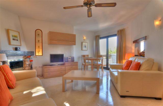 Casa de tres habitaciones