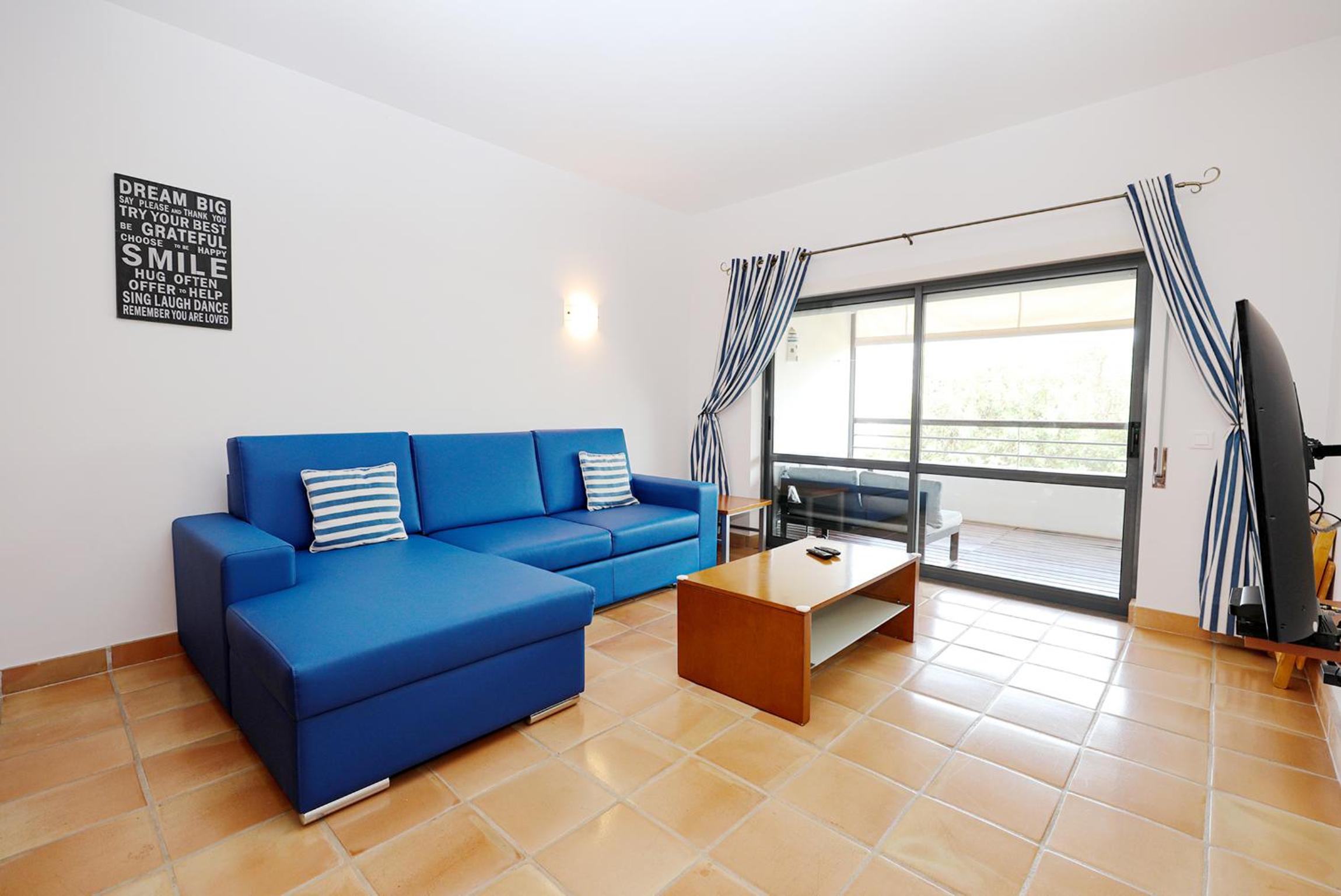 Two-Bedroom Apartment - Photo 3