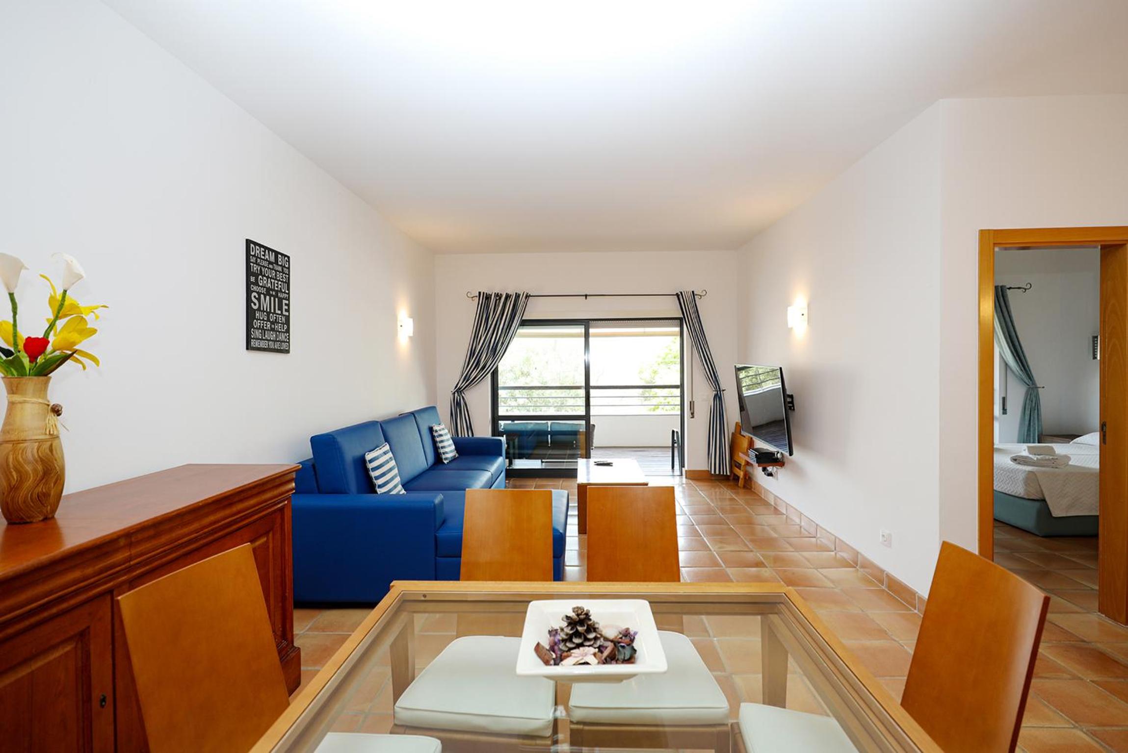 Two-Bedroom Apartment - Photo 9