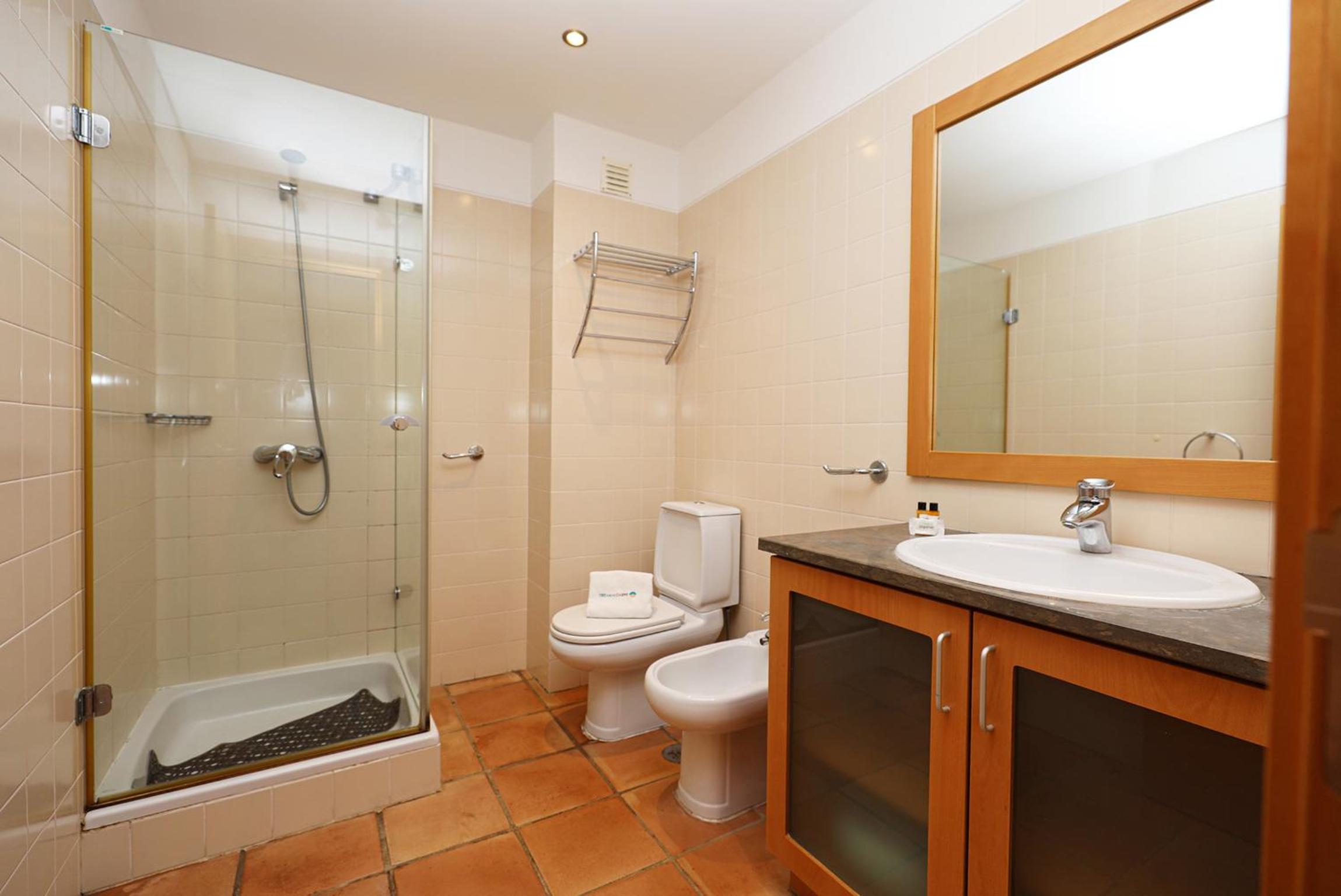 Two-Bedroom Apartment - Photo 14