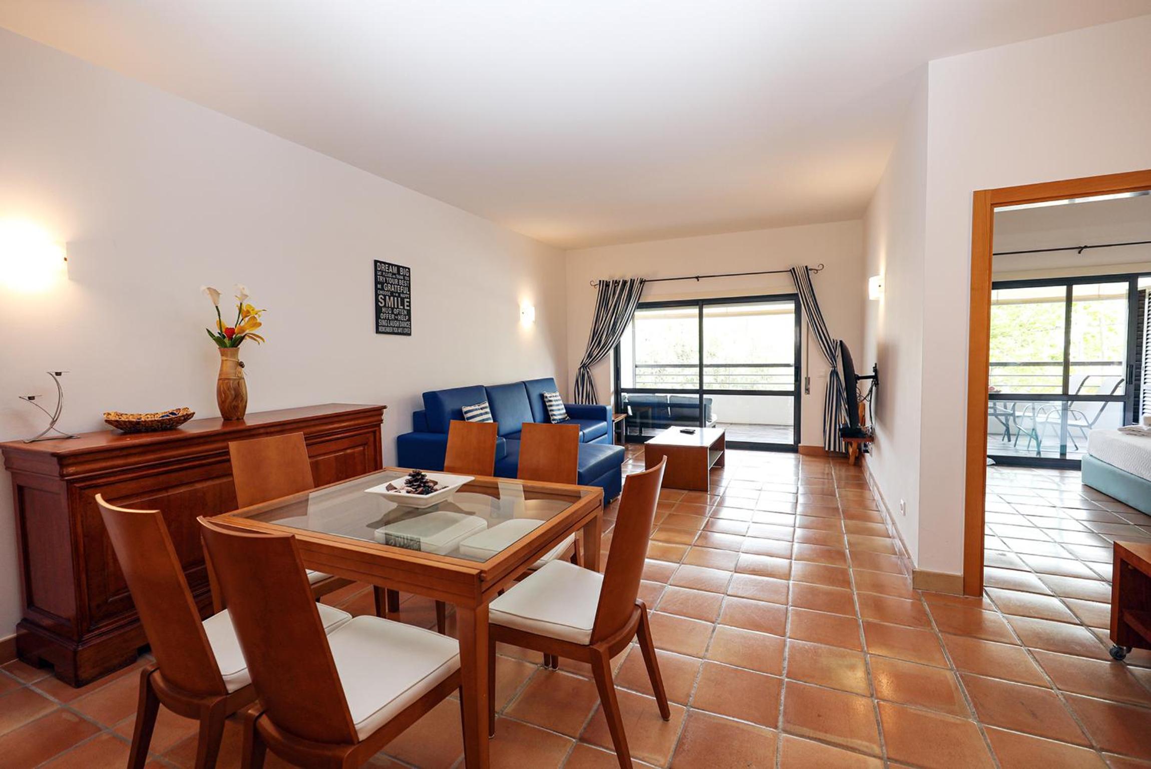 Two-Bedroom Apartment - Photo 17