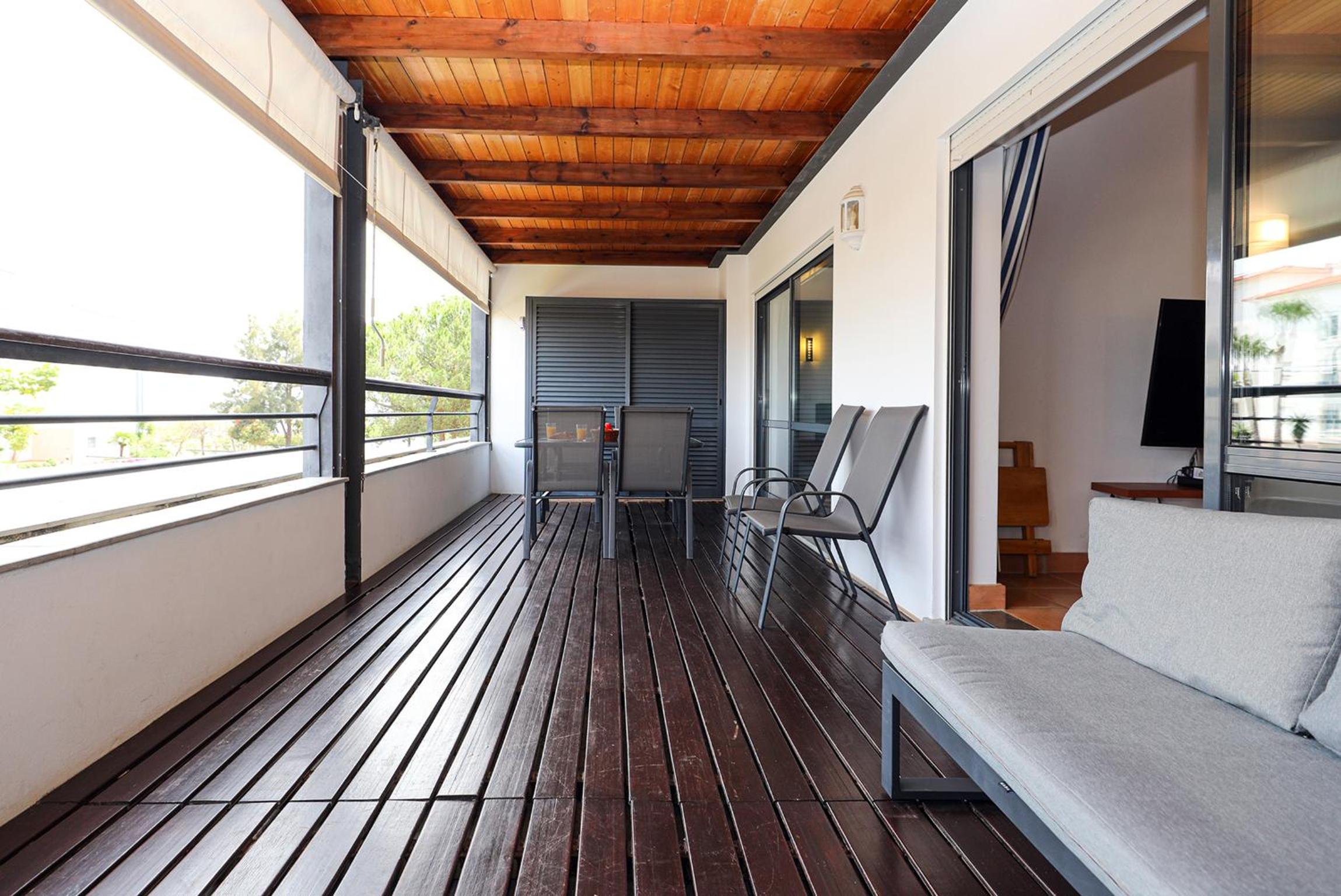 Two-Bedroom Apartment - Photo 38